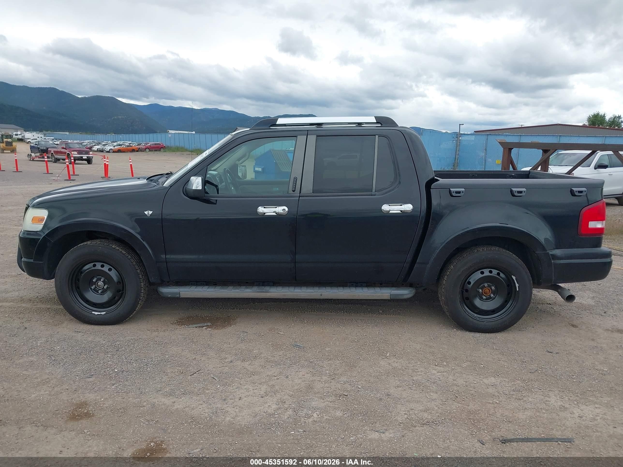 2008 Ford Explorer Sport Trac Limited Black vin: 1FMEU538X8UB25659