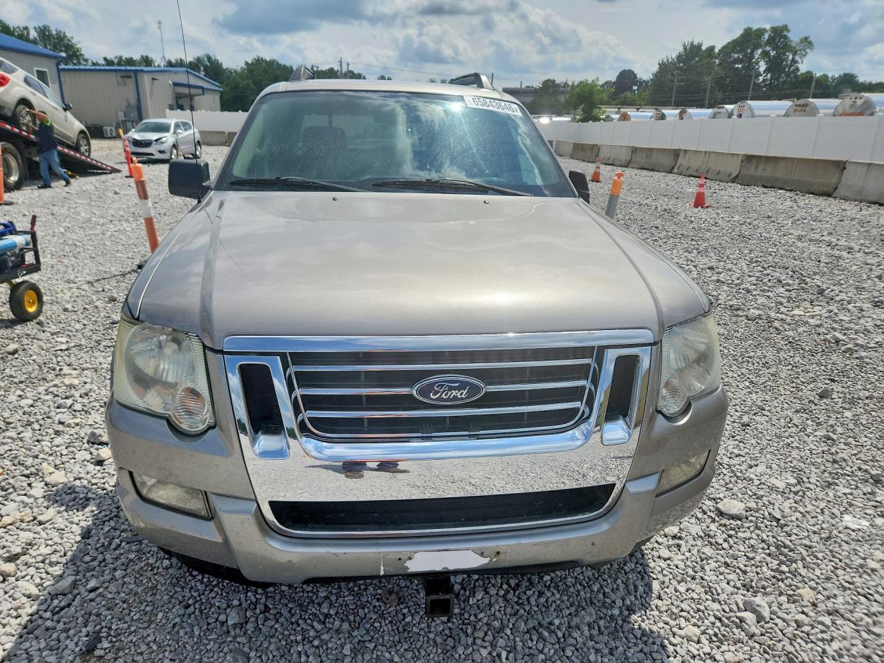 2008 Ford Explorer Sport Trac Limited Tan vin: 1FMEU53E68UB11375