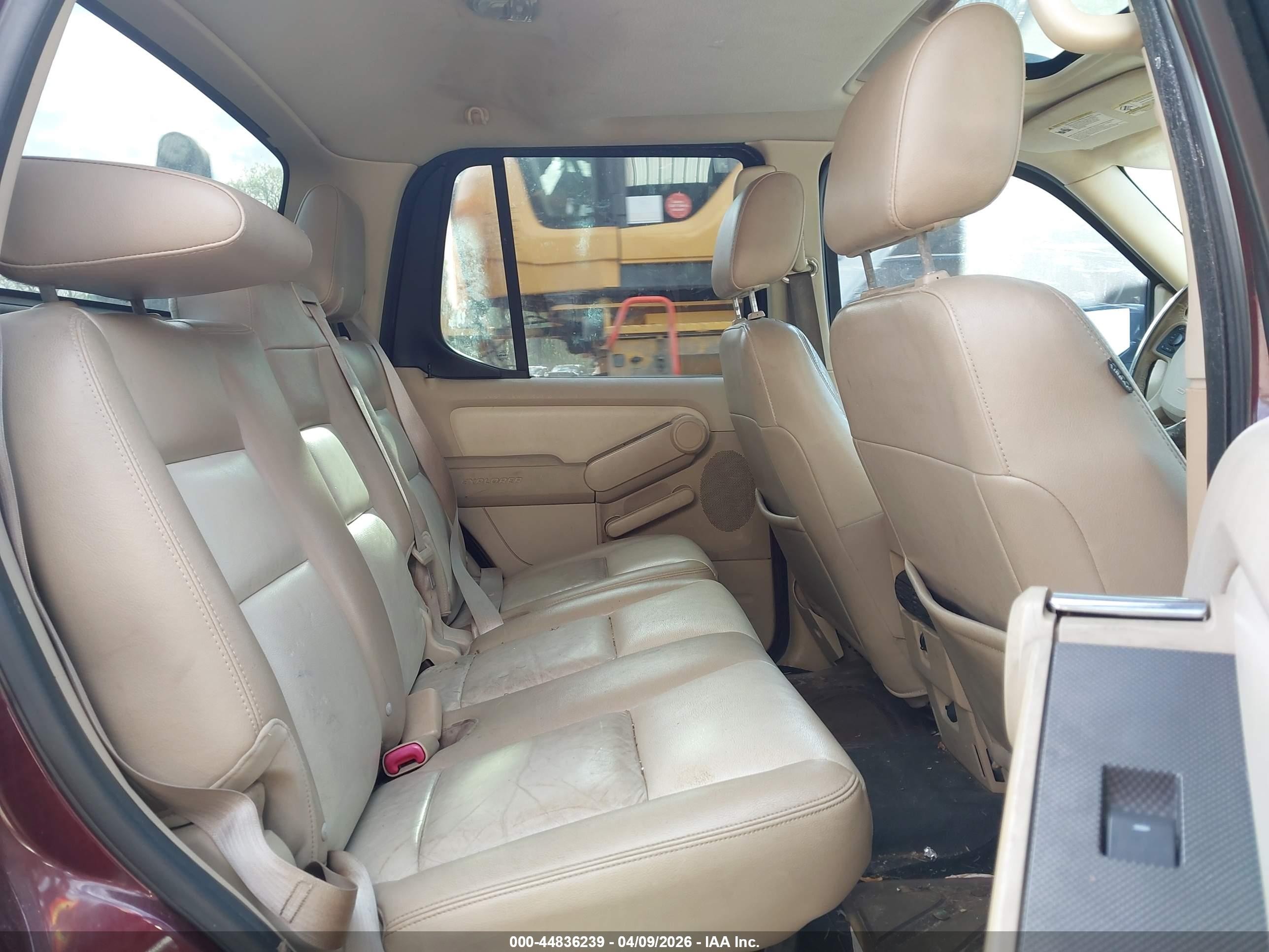 2007 Ford Explorer Sport Trac Limited Burgundy vin: 1FMEU53K47UA09061