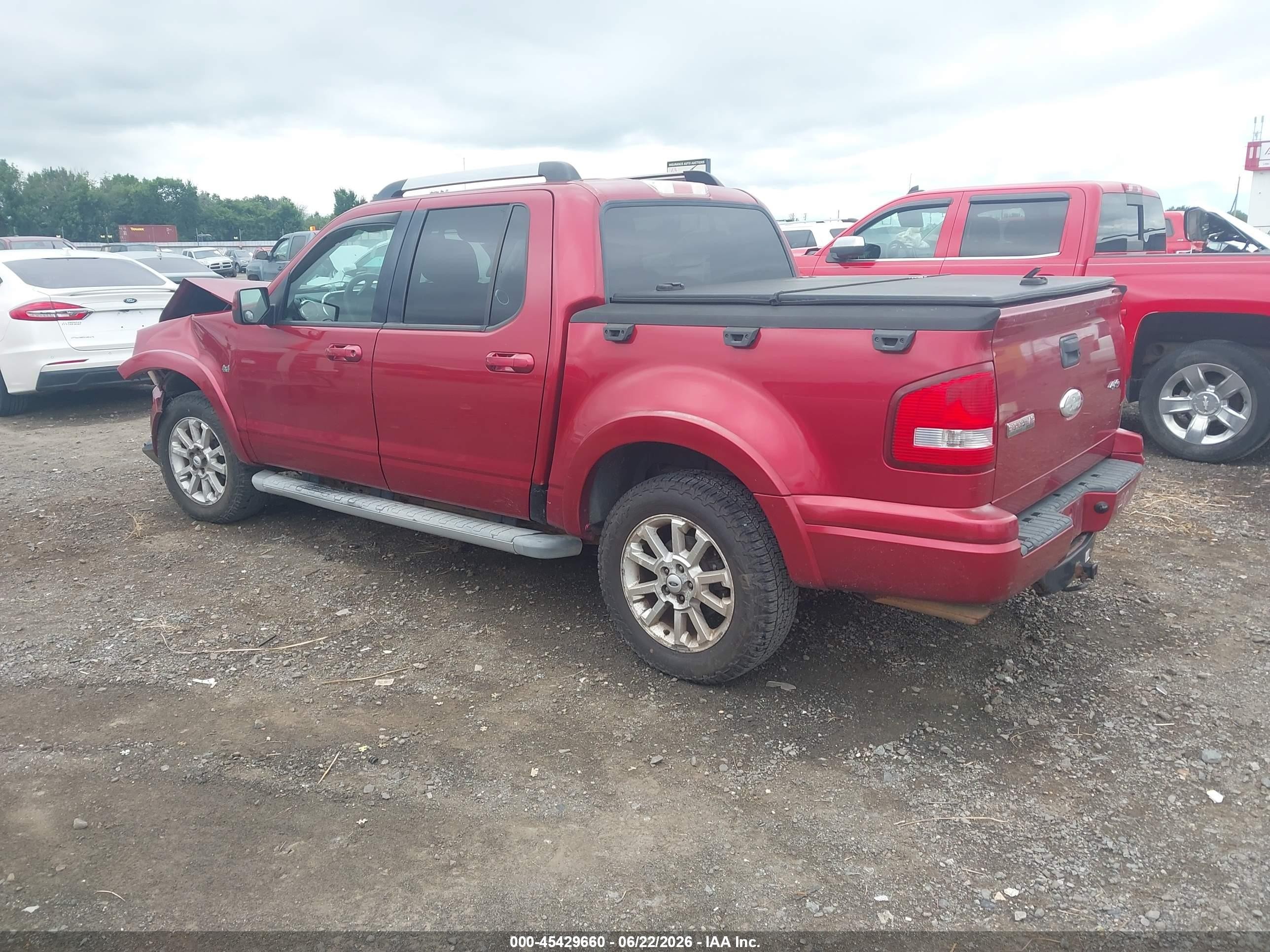 2007 Ford Explorer Sport Trac Limited Red vin: 1FMEU53K47UA28693