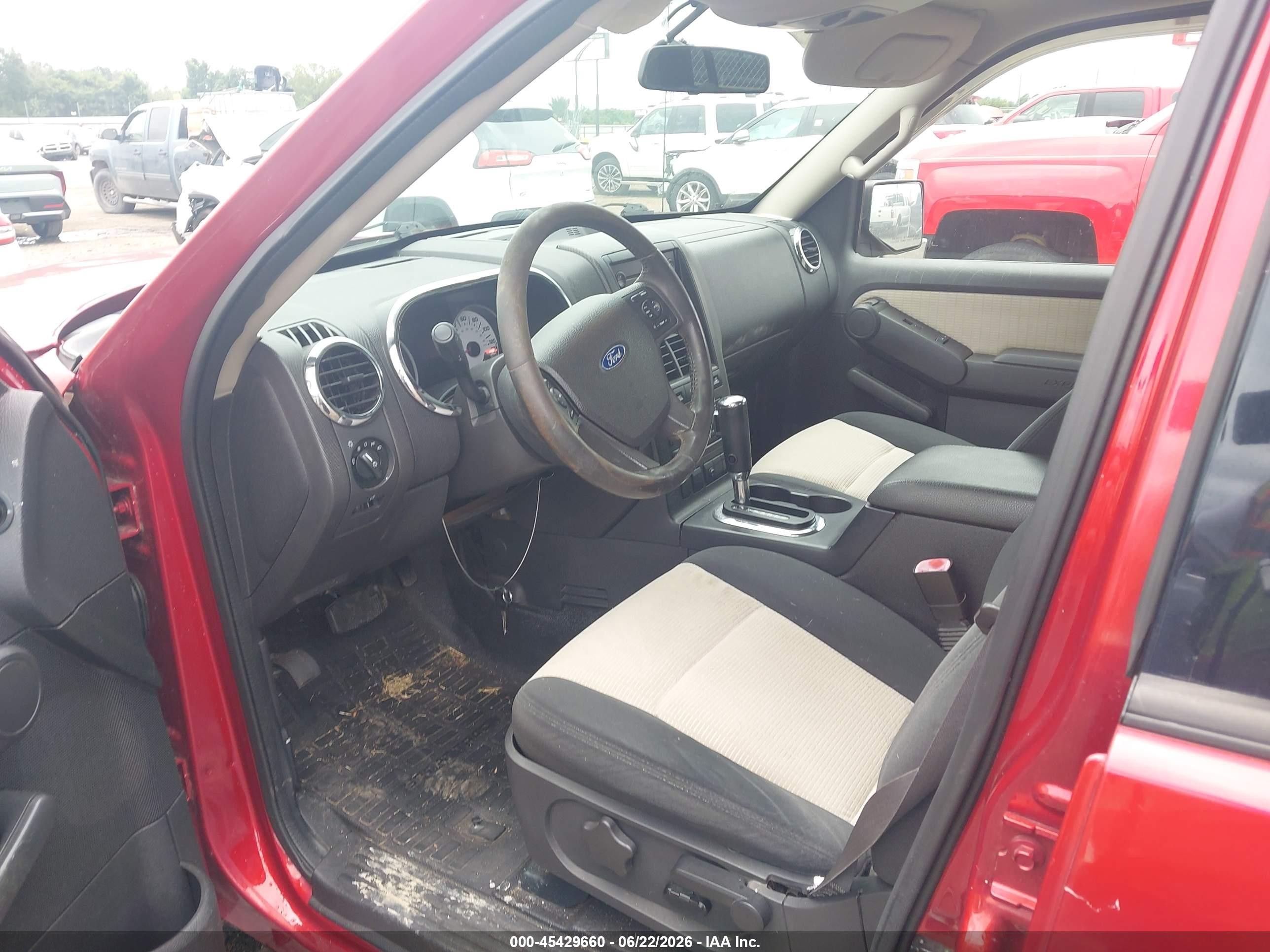 2007 Ford Explorer Sport Trac Limited Red vin: 1FMEU53K47UA28693