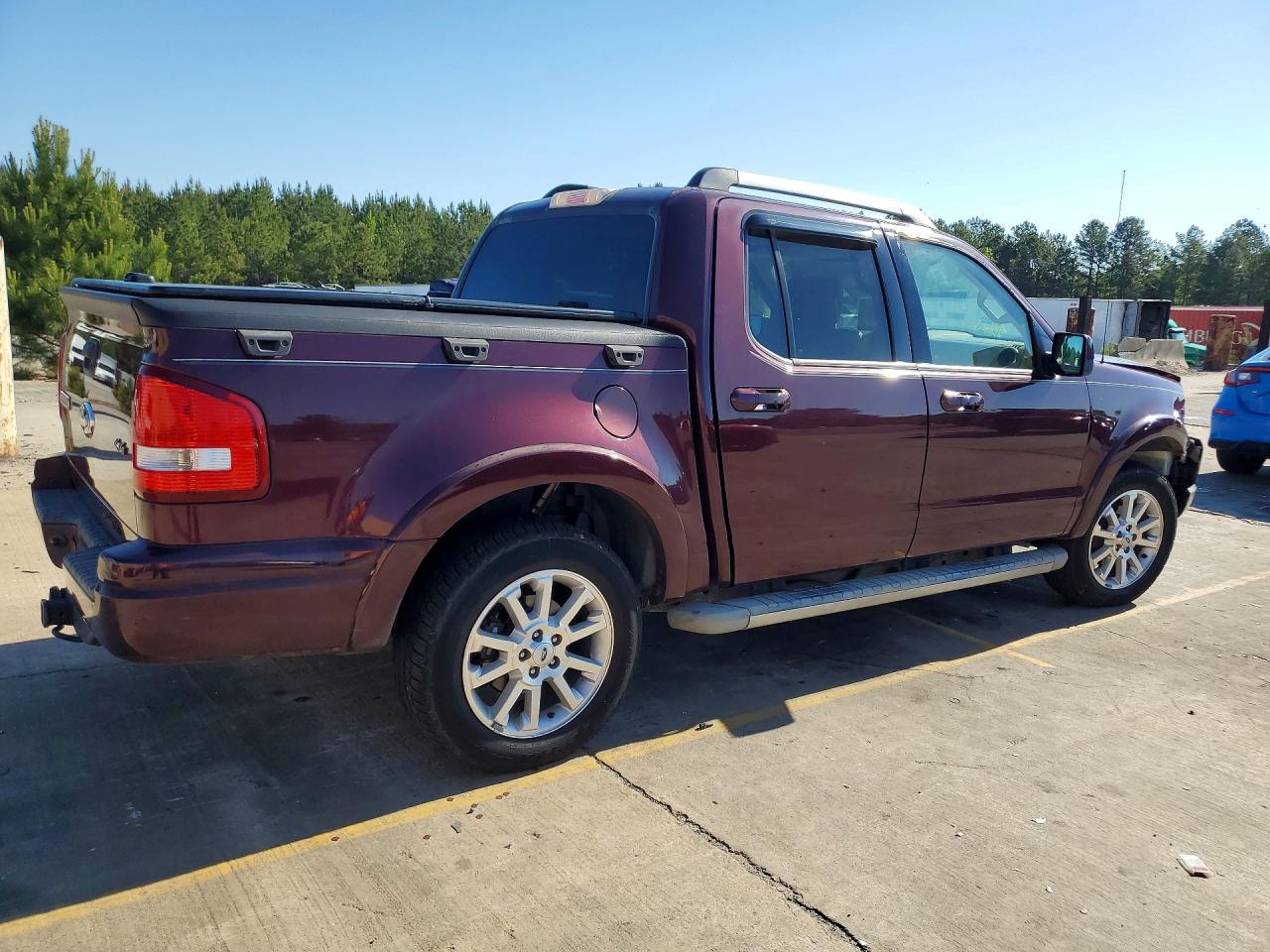2007 Ford Explorer Sport Trac Limited Burgundy vin: 1FMEU53K67UA20787
