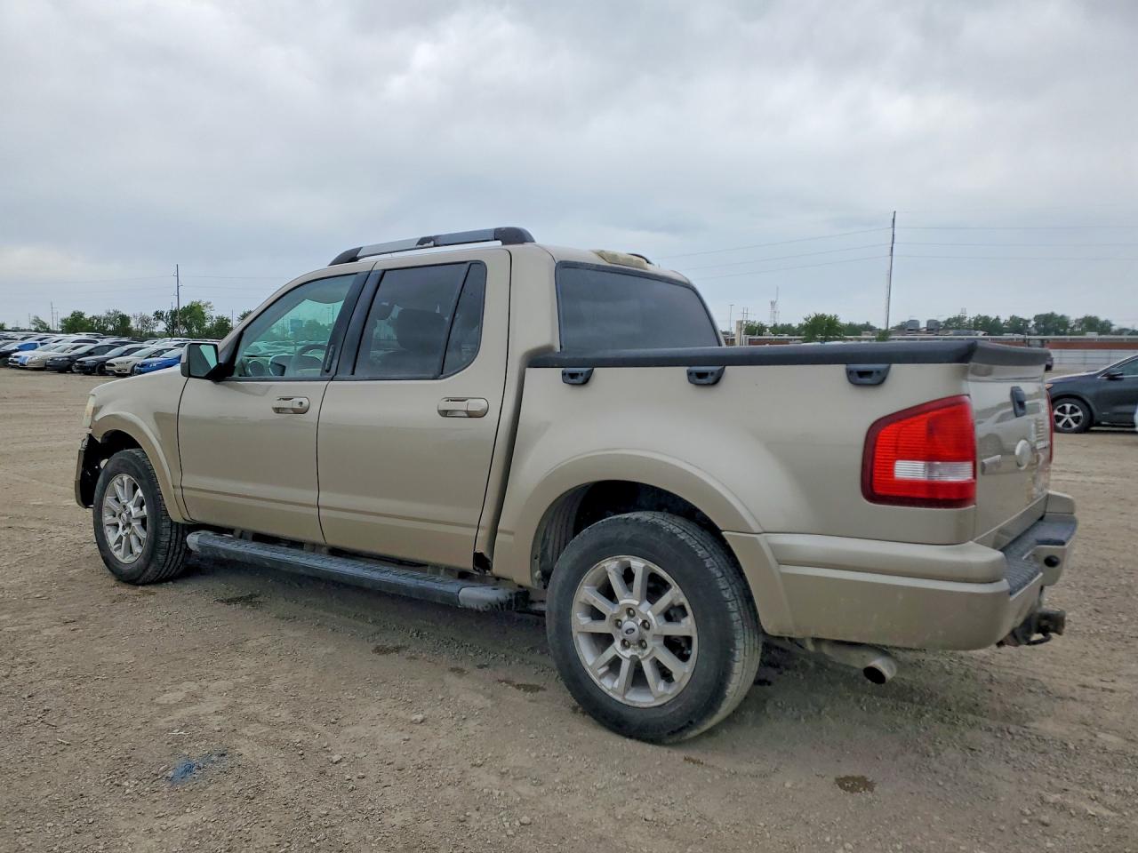2007 Ford Explorer Sport Trac Limited Tan vin: 1FMEU53KX7UA30478