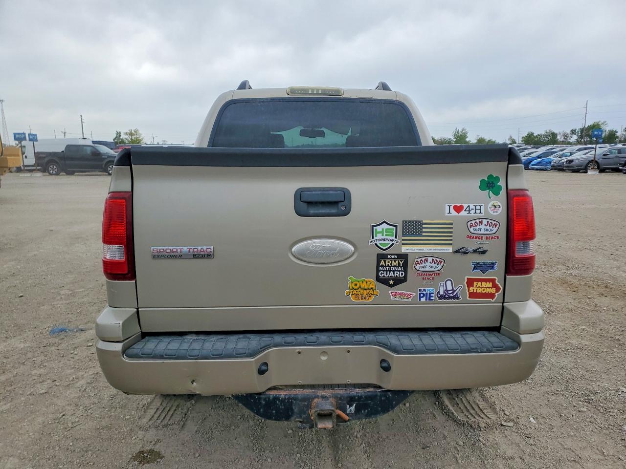 2007 Ford Explorer Sport Trac Limited Tan vin: 1FMEU53KX7UA30478