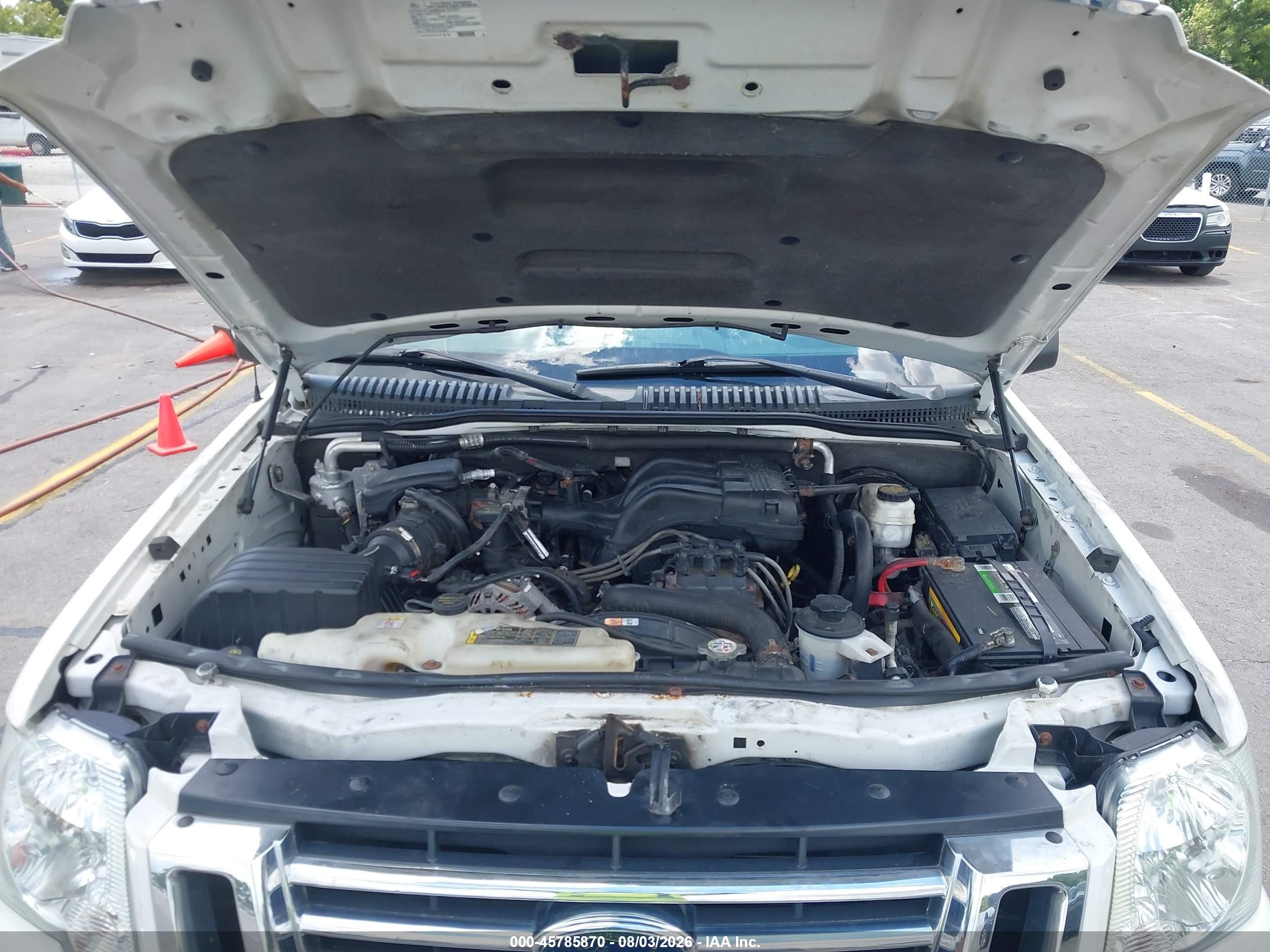 2010 Ford Explorer Sport Trac Xlt White vin: 1FMEU5BE1AUF01825
