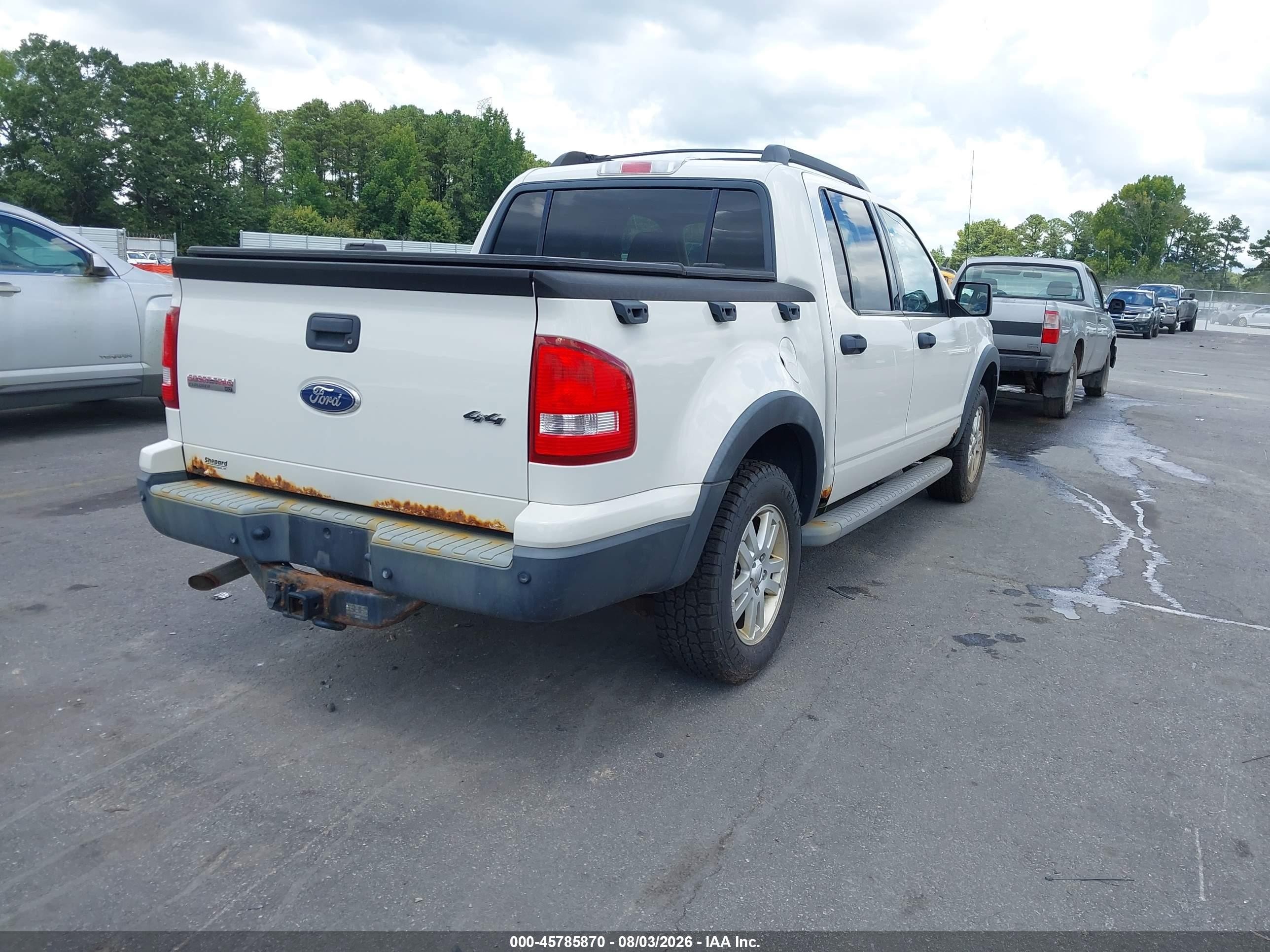 2010 Ford Explorer Sport Trac Xlt White vin: 1FMEU5BE1AUF01825