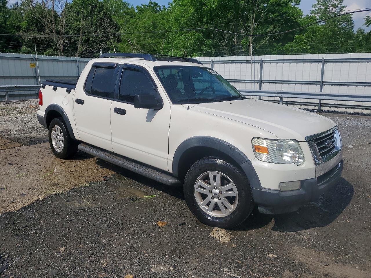 2010 Ford Explorer Sport Trac Xlt Белый vin: 1FMEU5BE1AUF03008