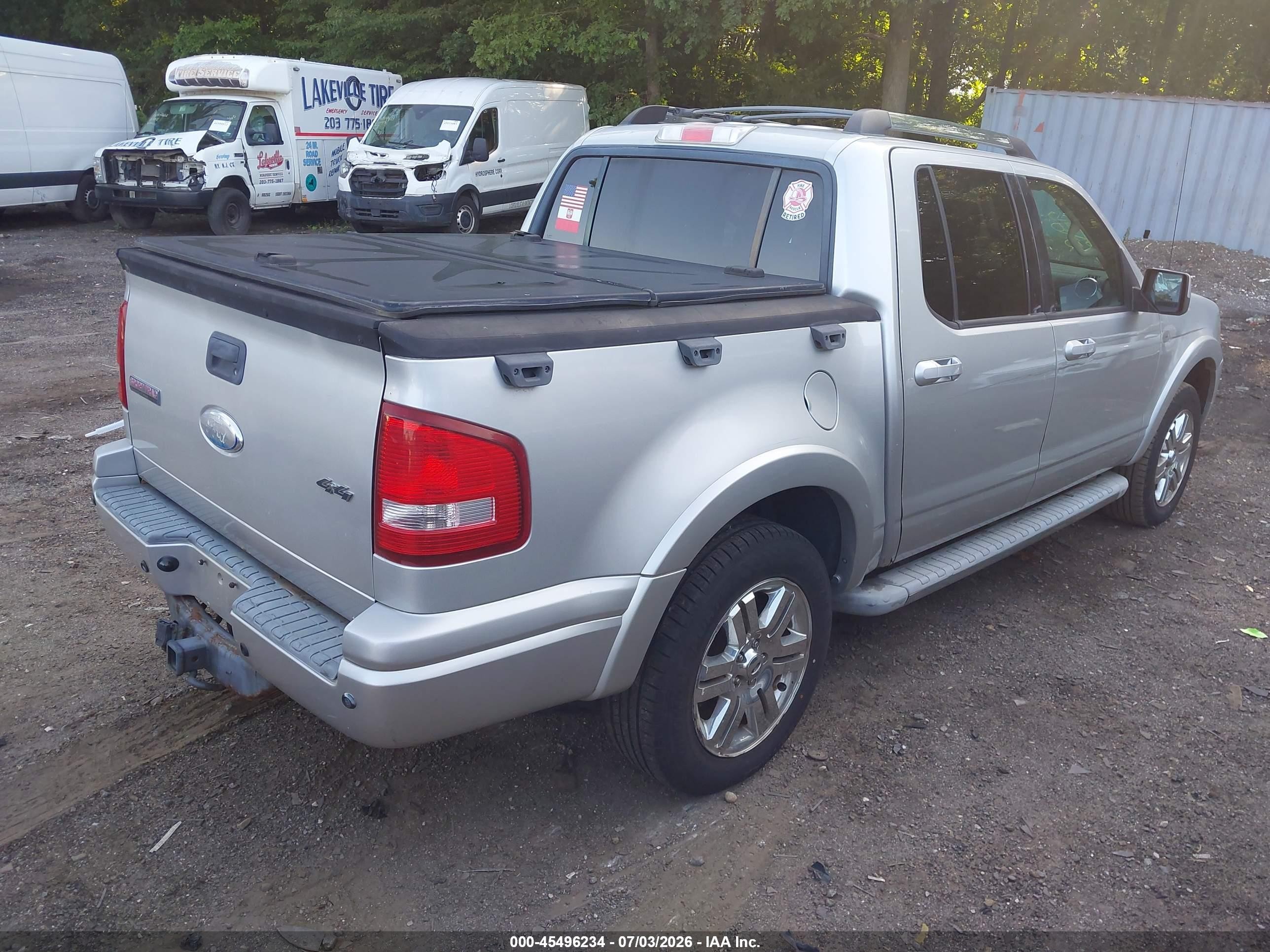 2010 Ford Explorer Sport Trac Limited Silver vin: 1FMEU5DEXAUA44526