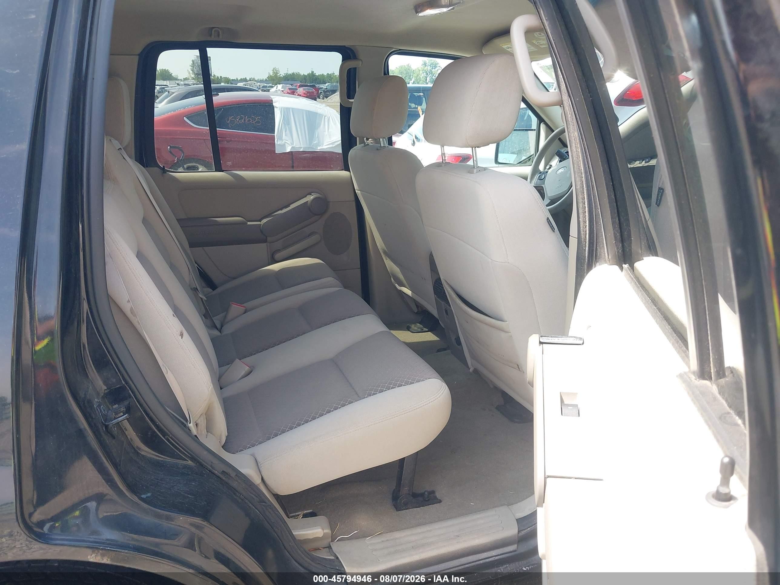 2006 Ford Explorer Xls Черный vin: 1FMEU62E46UA08993
