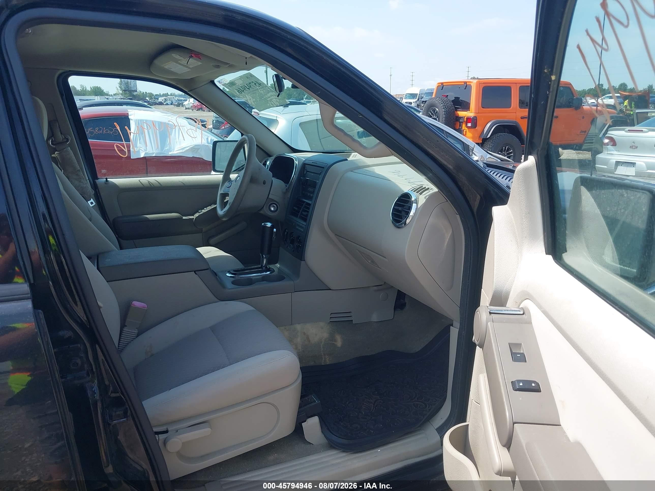 2006 Ford Explorer Xls Черный vin: 1FMEU62E46UA08993