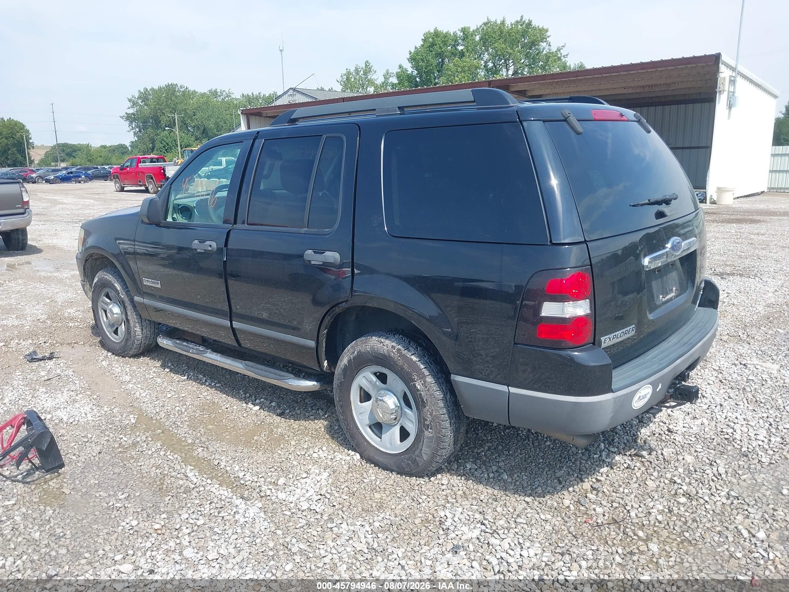 2006 Ford Explorer Xls Черный vin: 1FMEU62E46UA08993