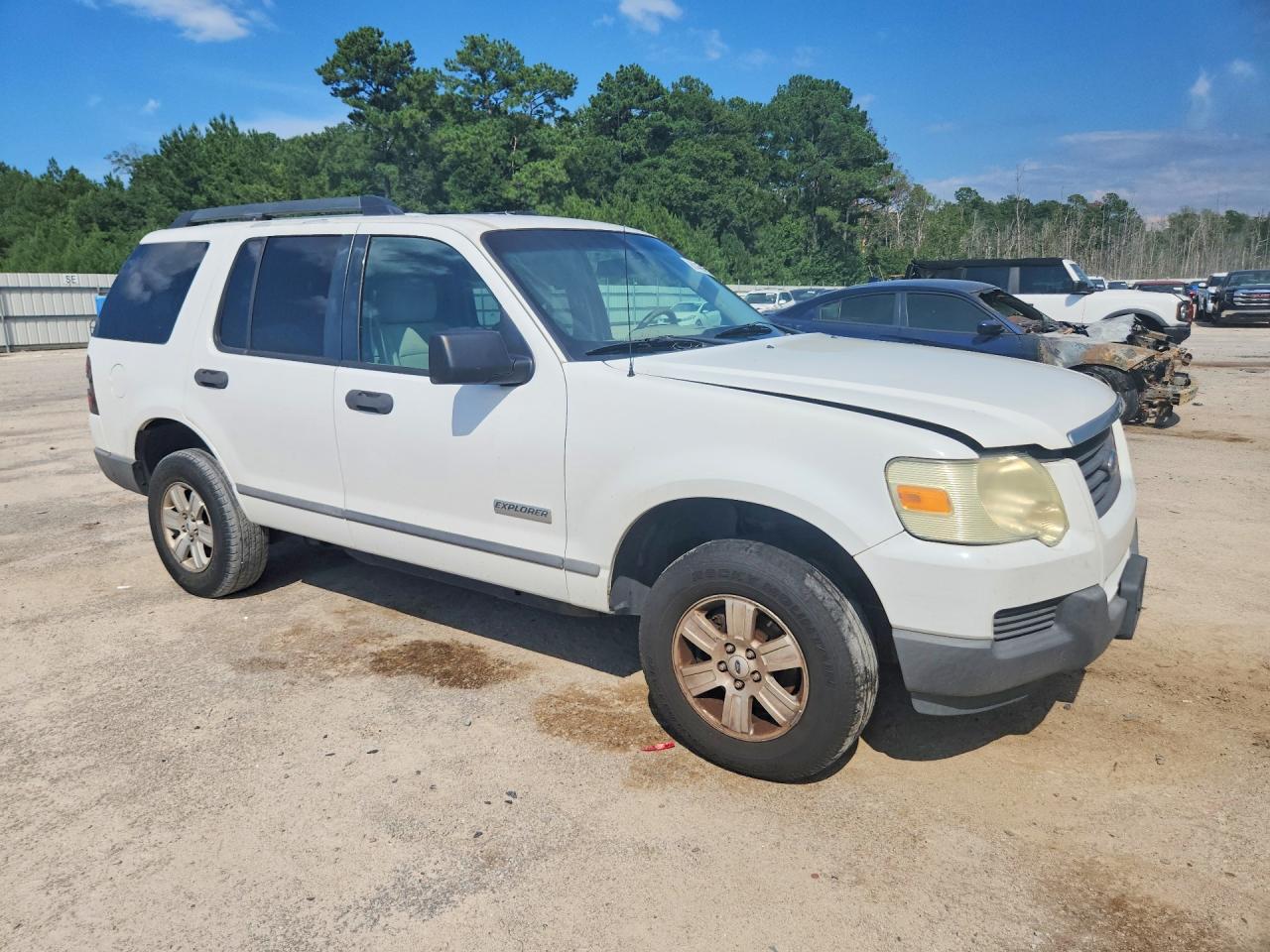 2006 Ford Explorer Xls Белый vin: 1FMEU62EX6UB54055