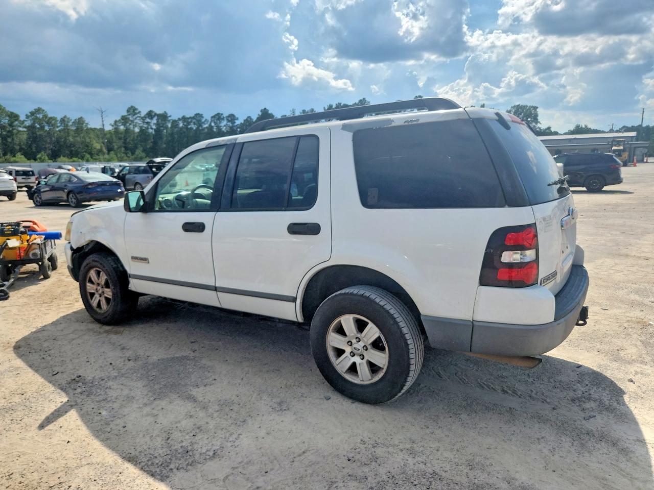 2006 Ford Explorer Xls Белый vin: 1FMEU62EX6UB54055