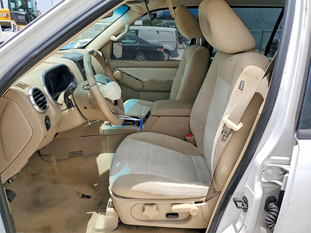 2009 Ford Explorer Xlt White vin: 1FMEU63849UA23555