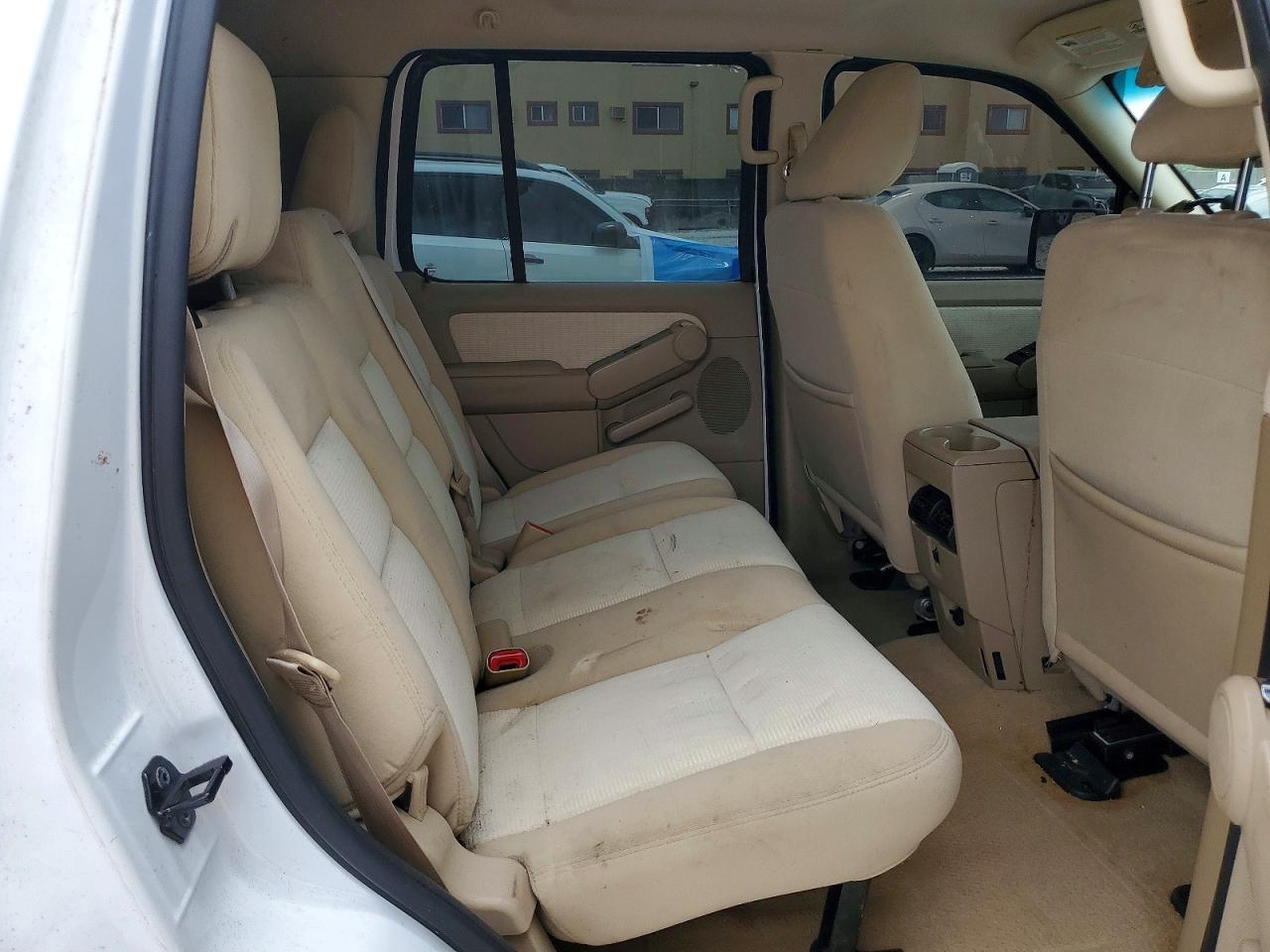 2009 Ford Explorer Xlt White vin: 1FMEU63849UA23555