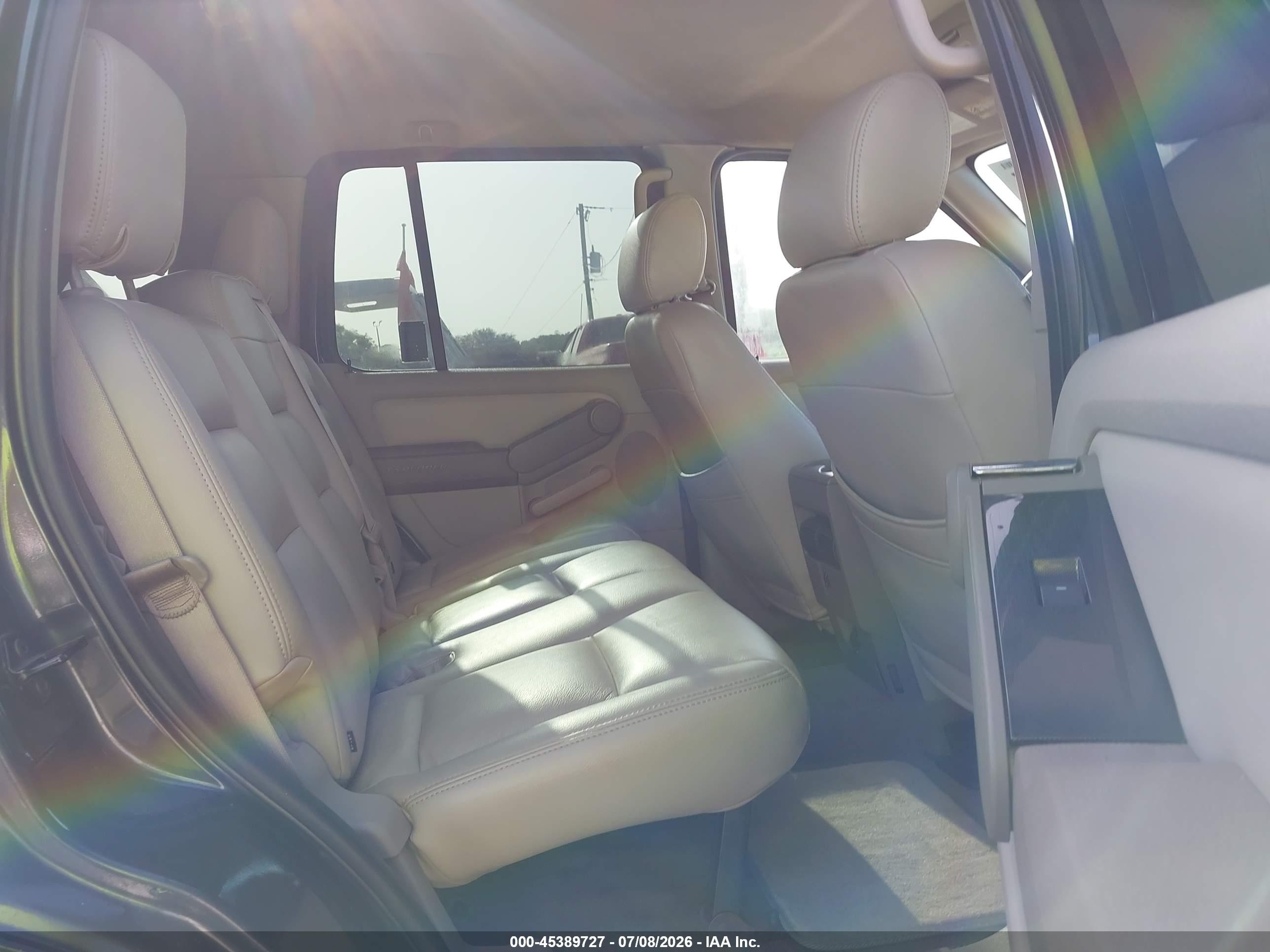 2007 Ford Explorer Xlt Gray vin: 1FMEU638X7UA42785