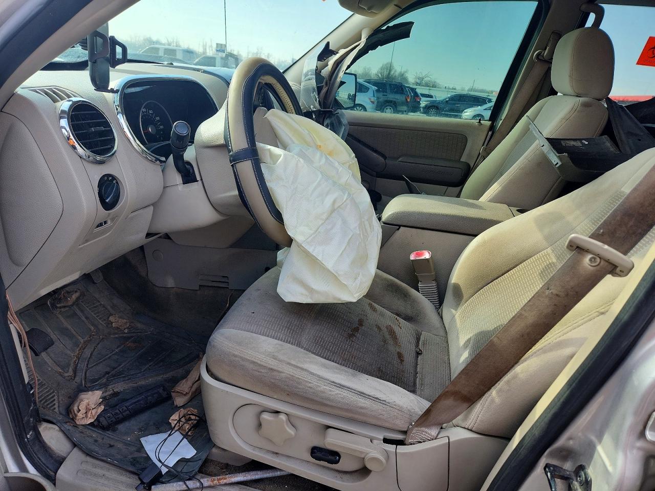 2006 Ford Explorer Silver vin: 1FMEU63E06UB68657