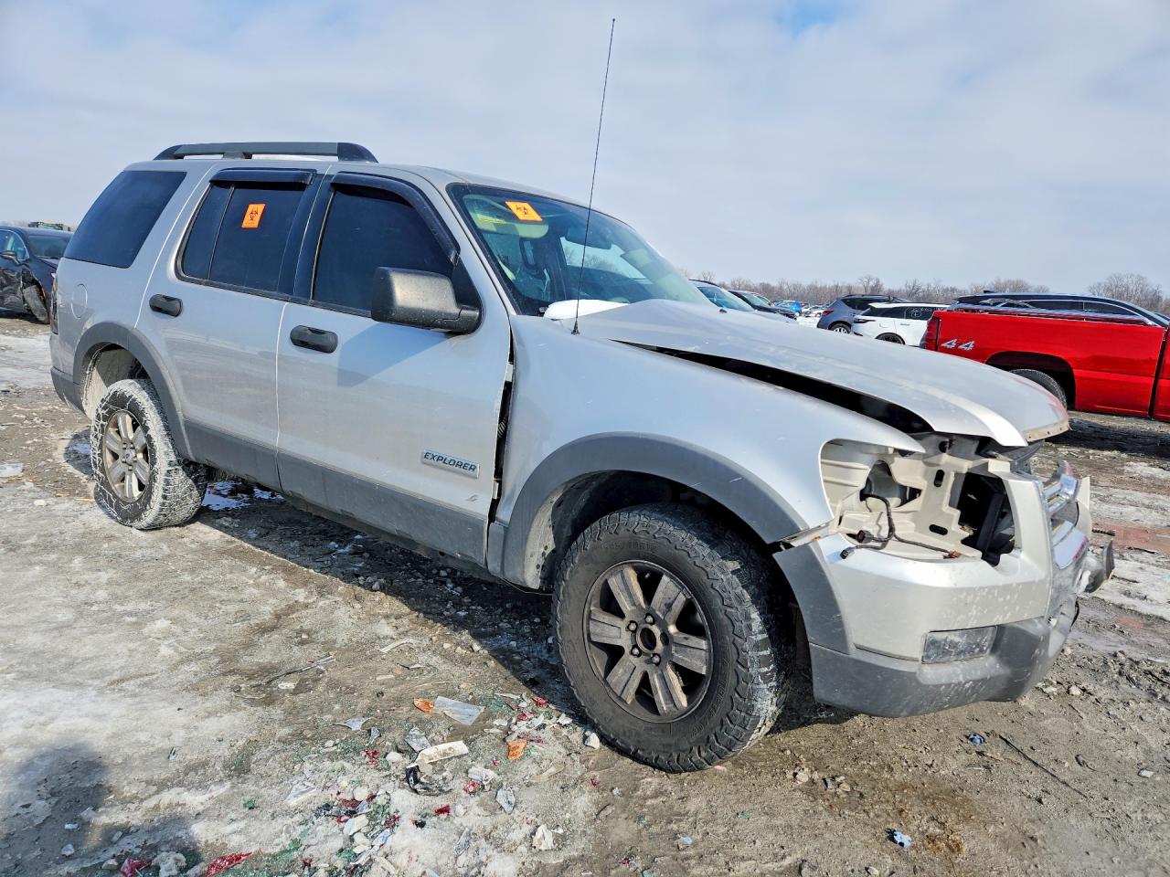2006 Ford Explorer Silver vin: 1FMEU63E06UB68657