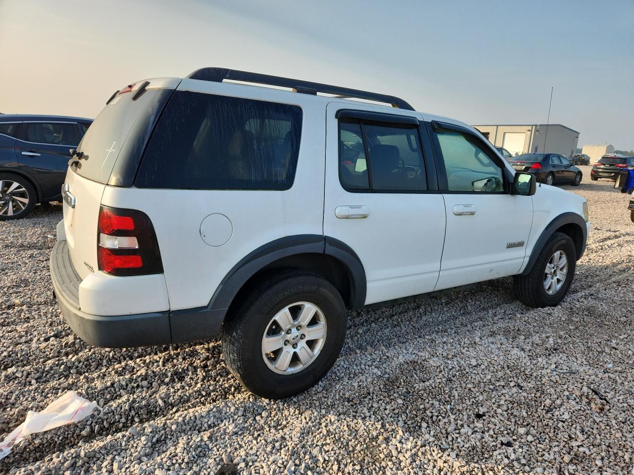 2007 Ford Explorer Xlt Белый vin: 1FMEU63E07UB24756
