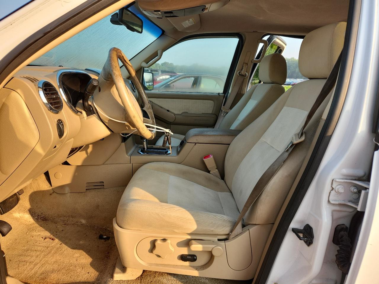 2007 Ford Explorer Xlt Белый vin: 1FMEU63E07UB24756