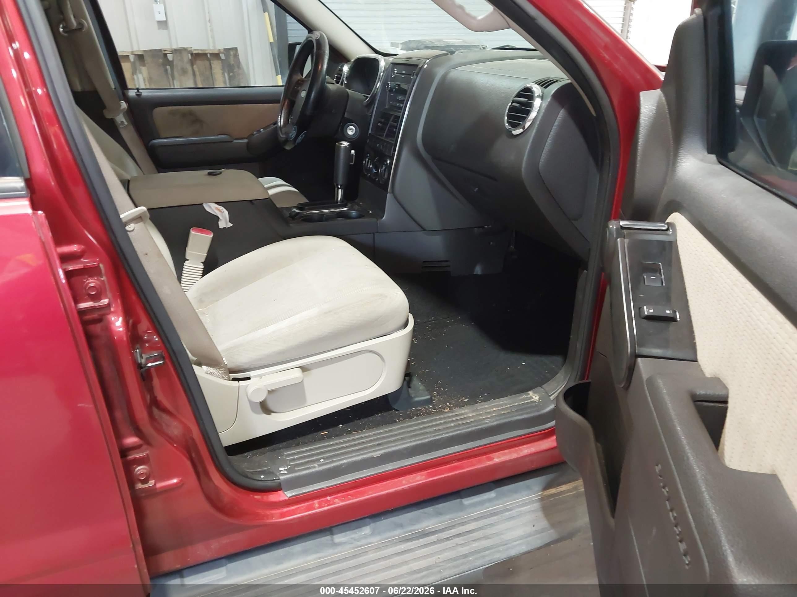 2008 Ford Explorer Xlt Бордовый vin: 1FMEU63E08UA66536