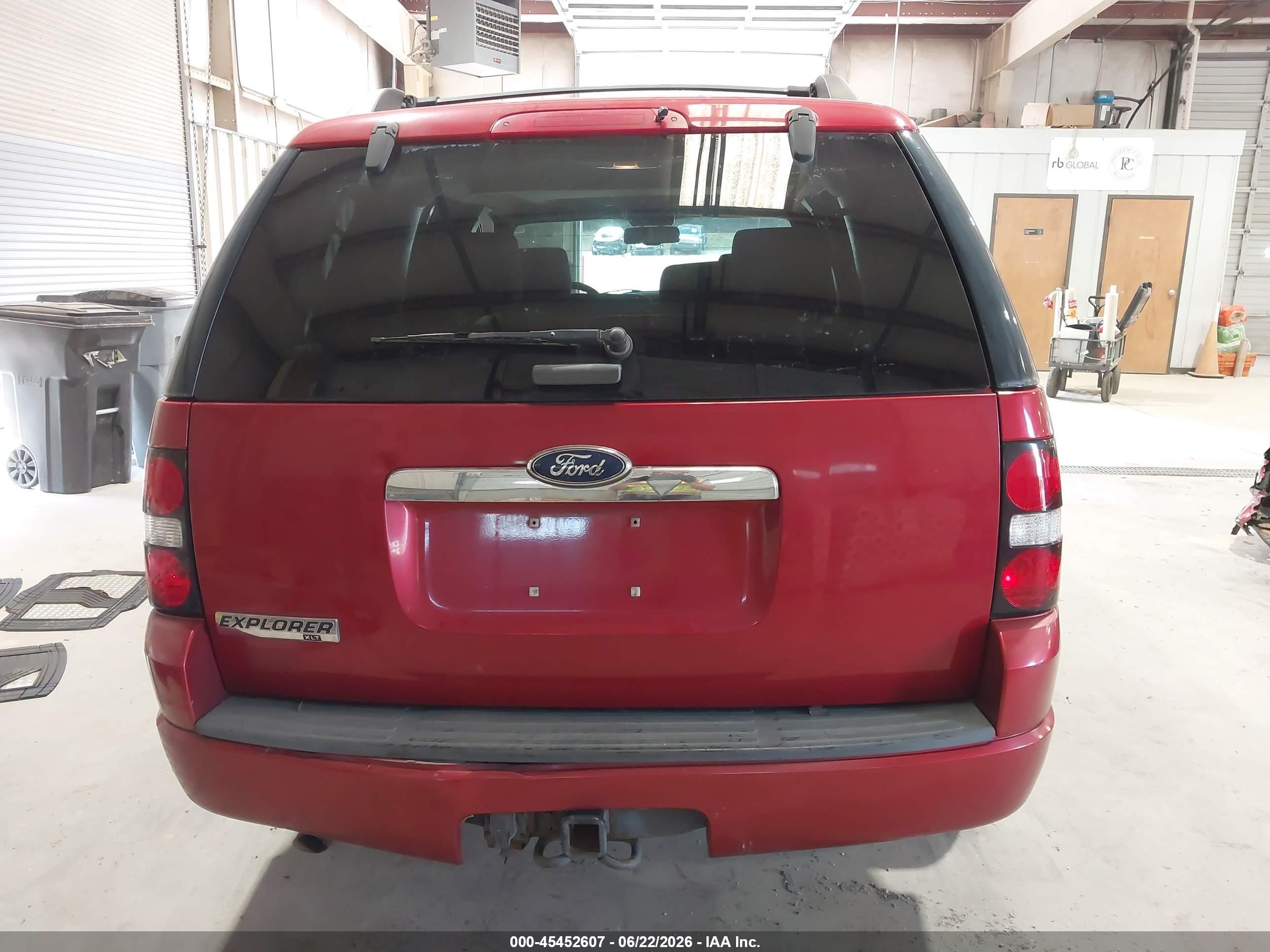 2008 Ford Explorer Xlt Бордовый vin: 1FMEU63E08UA66536