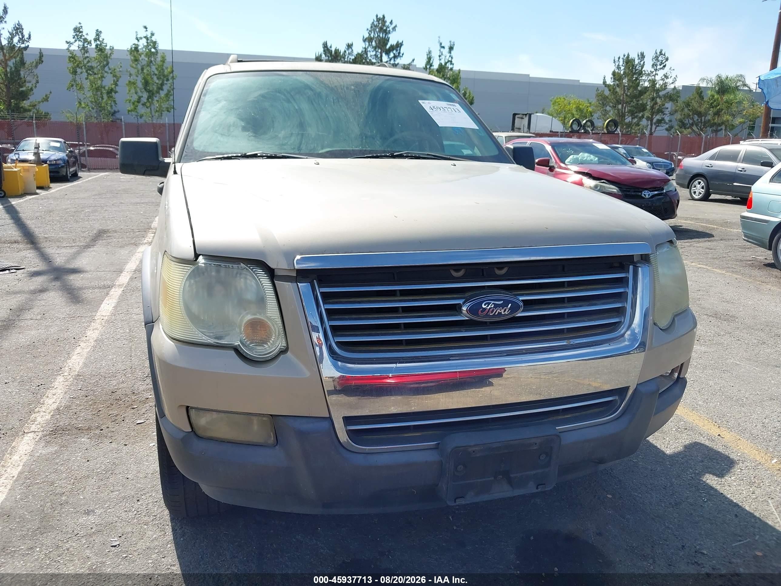 2006 Ford Explorer Xlt Бежевый vin: 1FMEU63E36ZA18271