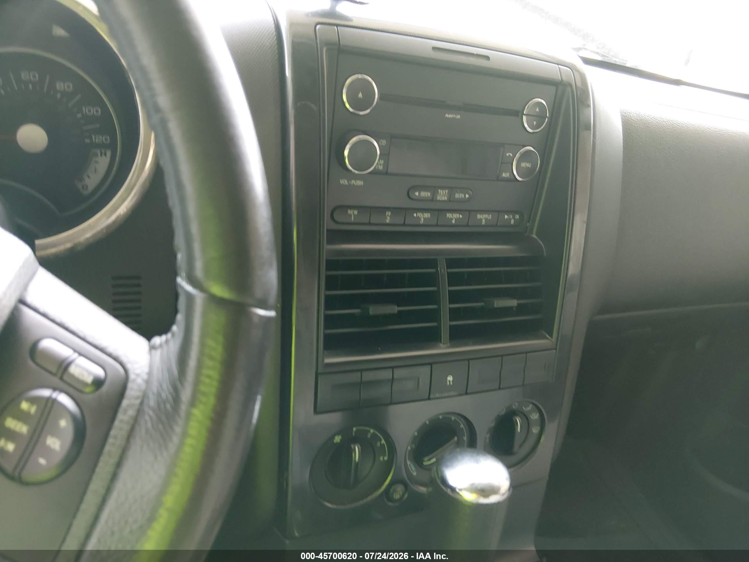 2008 Ford Explorer Xlt Tan vin: 1FMEU63E38UA11269