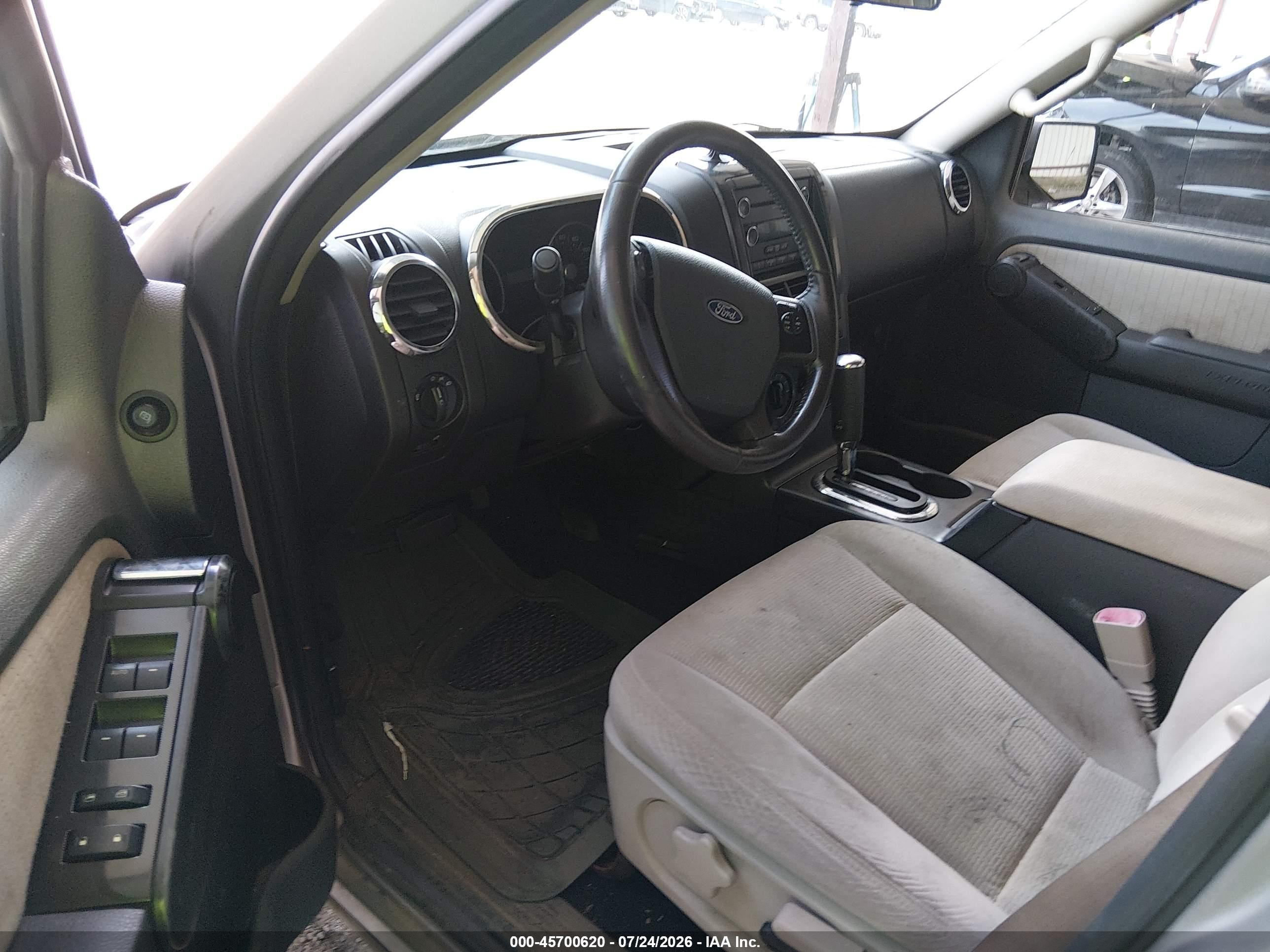 2008 Ford Explorer Xlt Tan vin: 1FMEU63E38UA11269