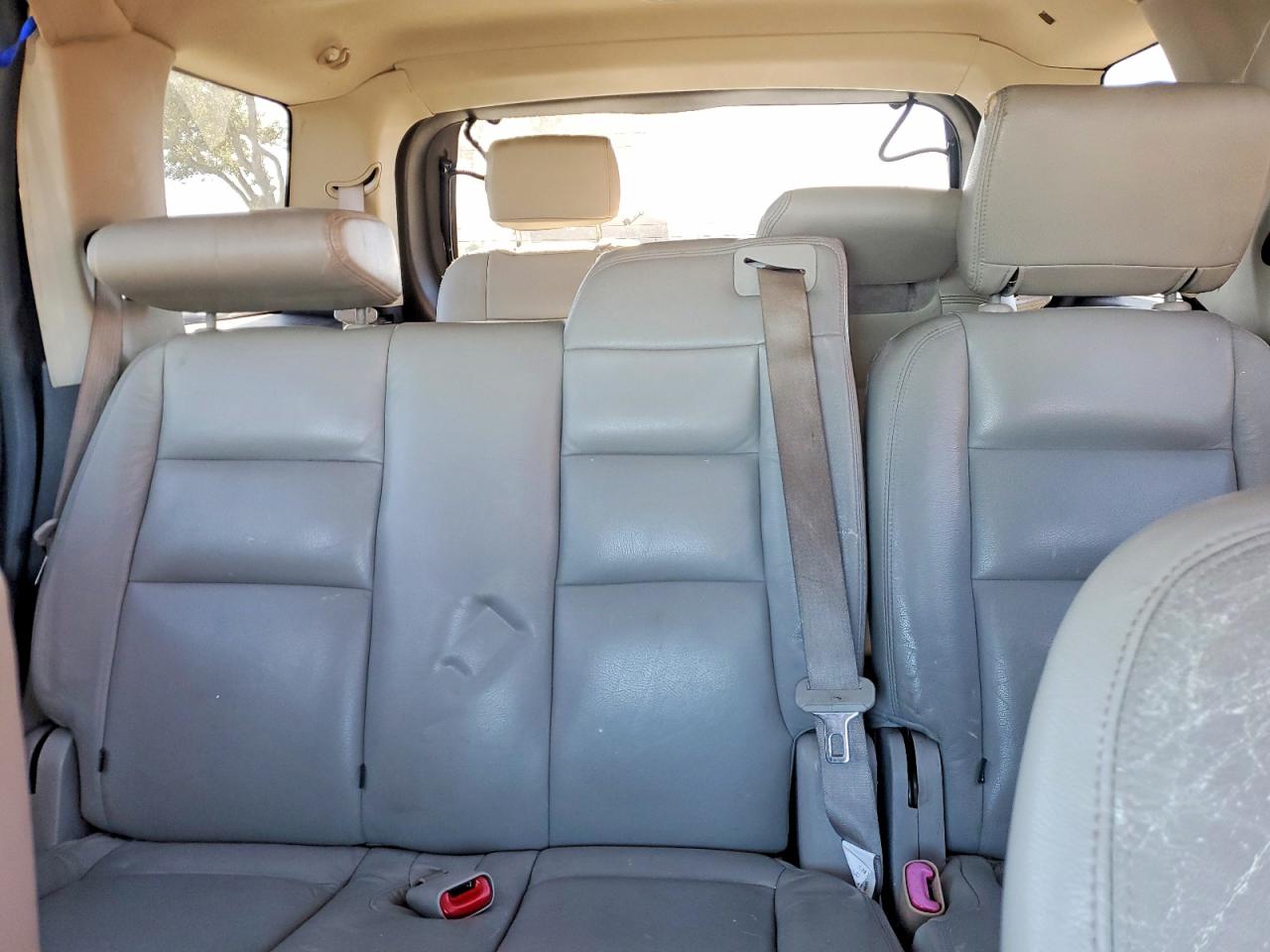 2008 Ford Explorer Xlt Silver vin: 1FMEU63E38UB05555