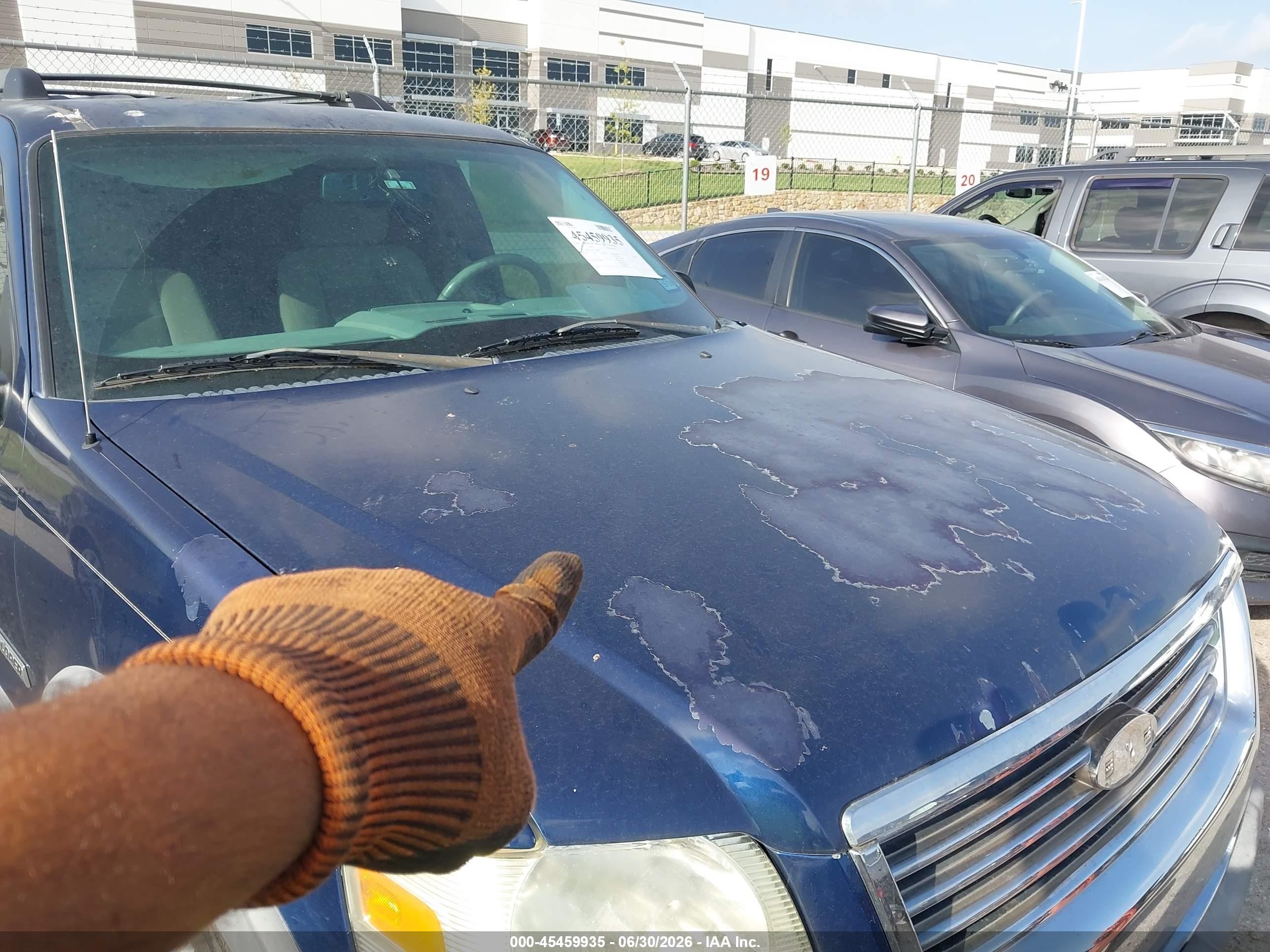 2006 Ford Explorer Xlt Blue vin: 1FMEU63E96UA54544