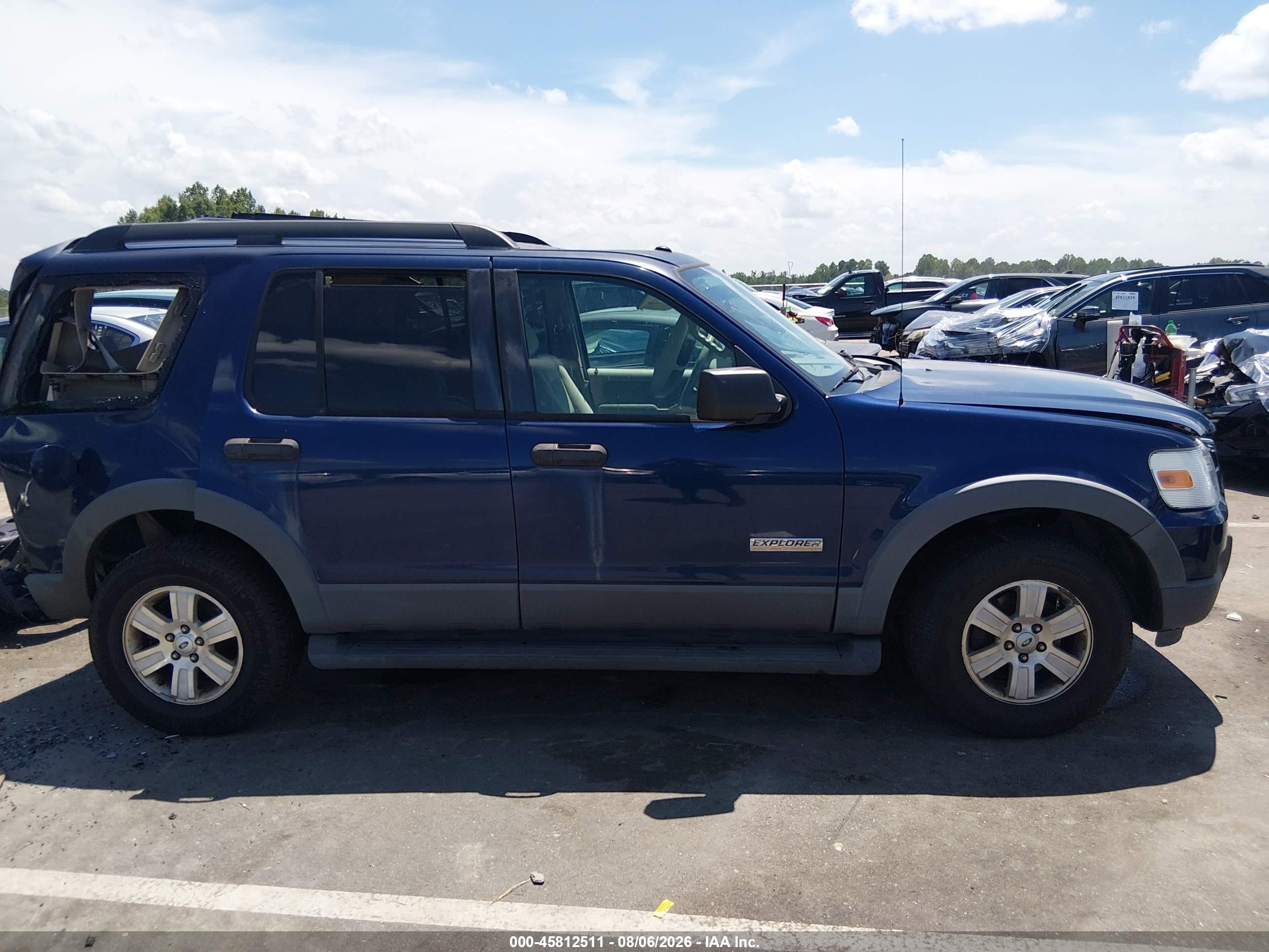 2006 Ford Explorer Xlt Blue vin: 1FMEU63EX6UB19417