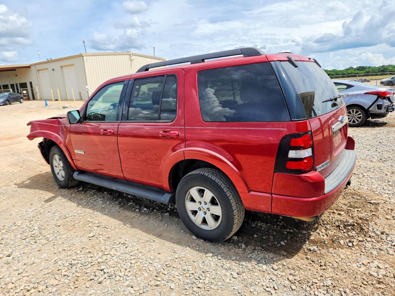 2008 Ford Explorer Xlt Red vin: 1FMEU63EX8UA76877