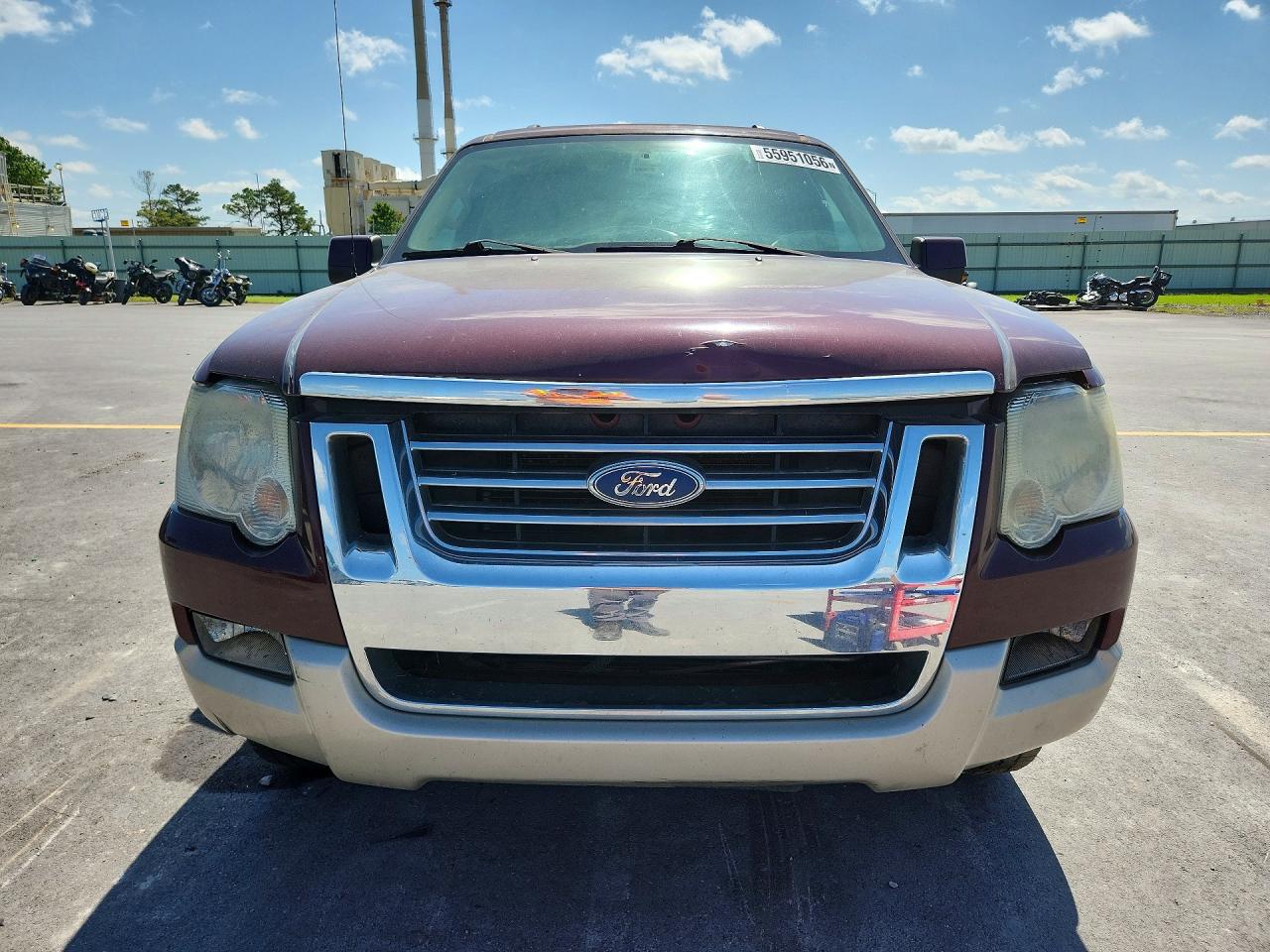 2006 Ford Explorer Eddie Bauer Бордовый vin: 1FMEU64806UA01708