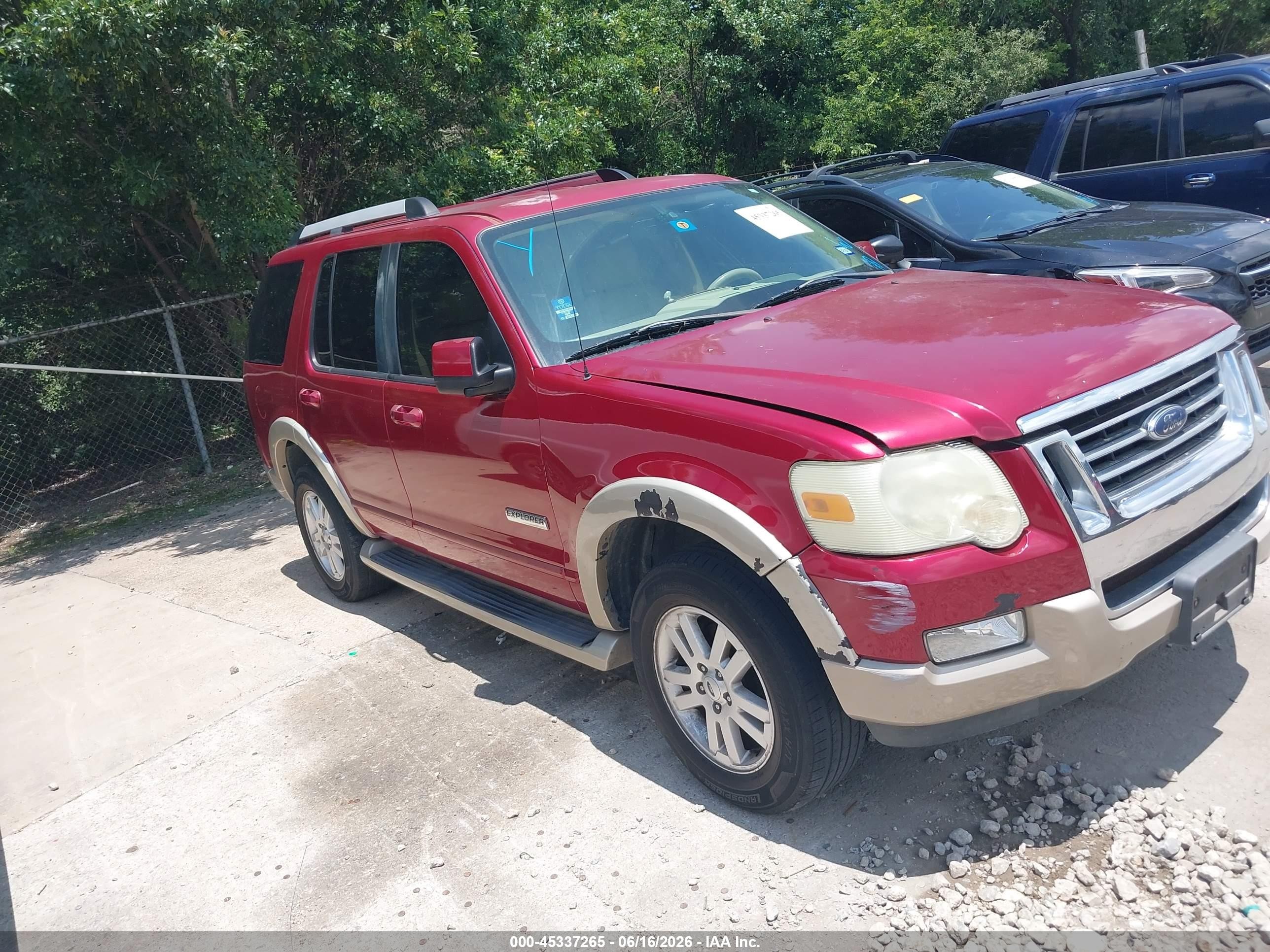 2006 Ford Explorer Eddie Bauer Maroon vin: 1FMEU64896UA30740