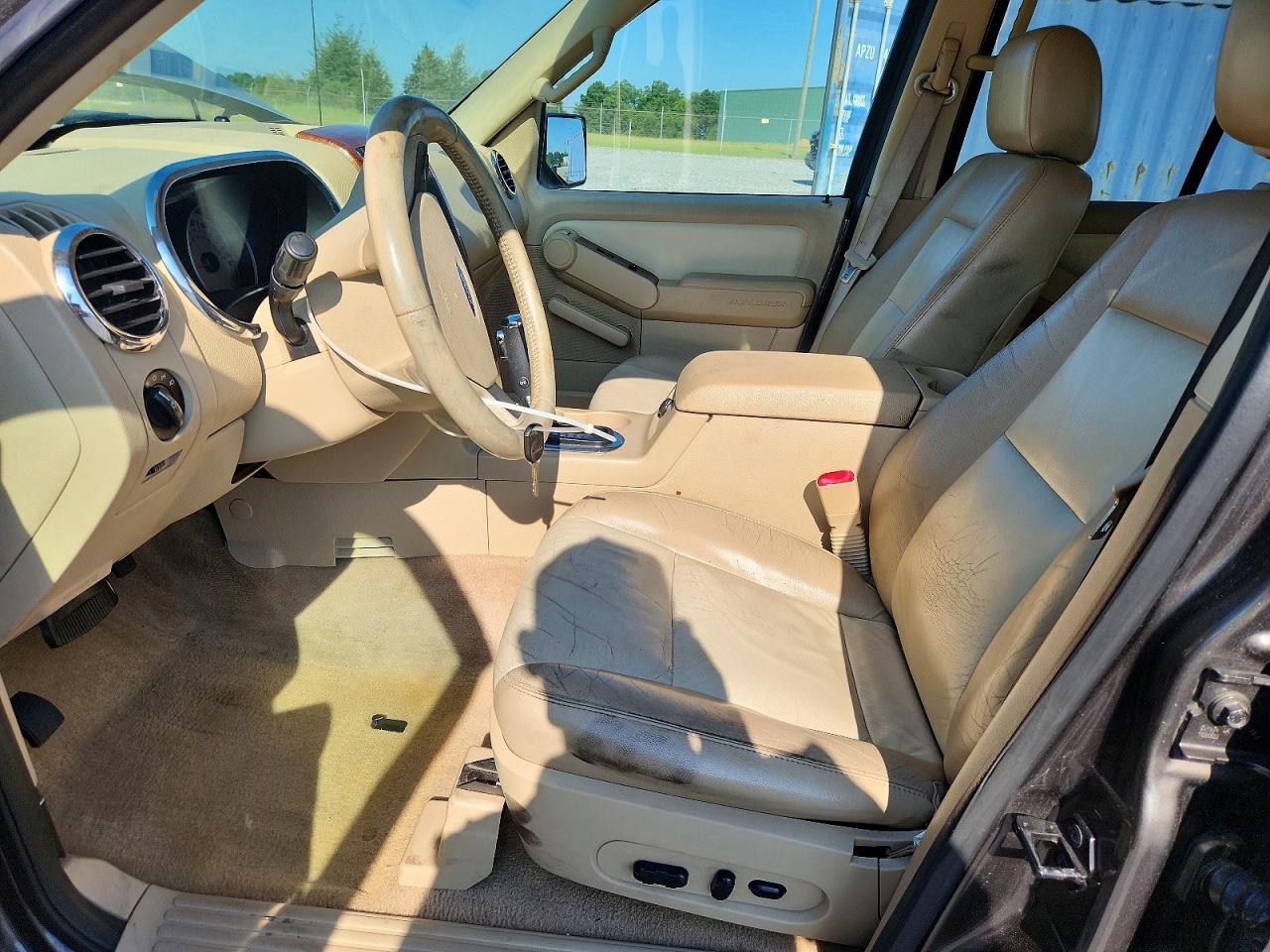 2006 Ford Explorer Eddie Bauer Brown vin: 1FMEU64E26UB12315