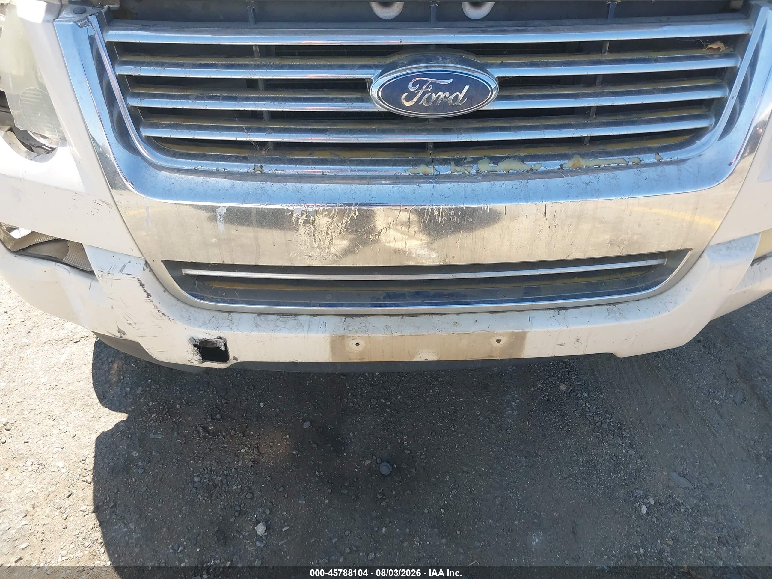 2007 Ford Explorer Limited White vin: 1FMEU65897UA94339