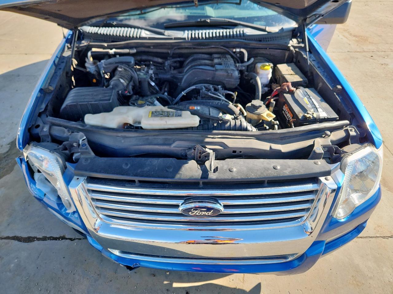 2010 Ford Explorer Xlt Blue vin: 1FMEU6DE1AUA96360