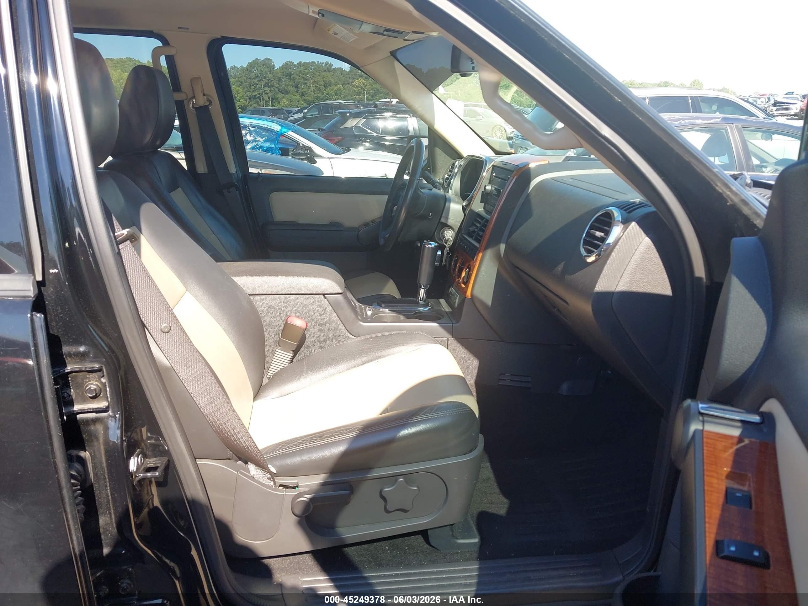 2010 Ford Explorer Eddie Bauer Black vin: 1FMEU6EE3AUB13173