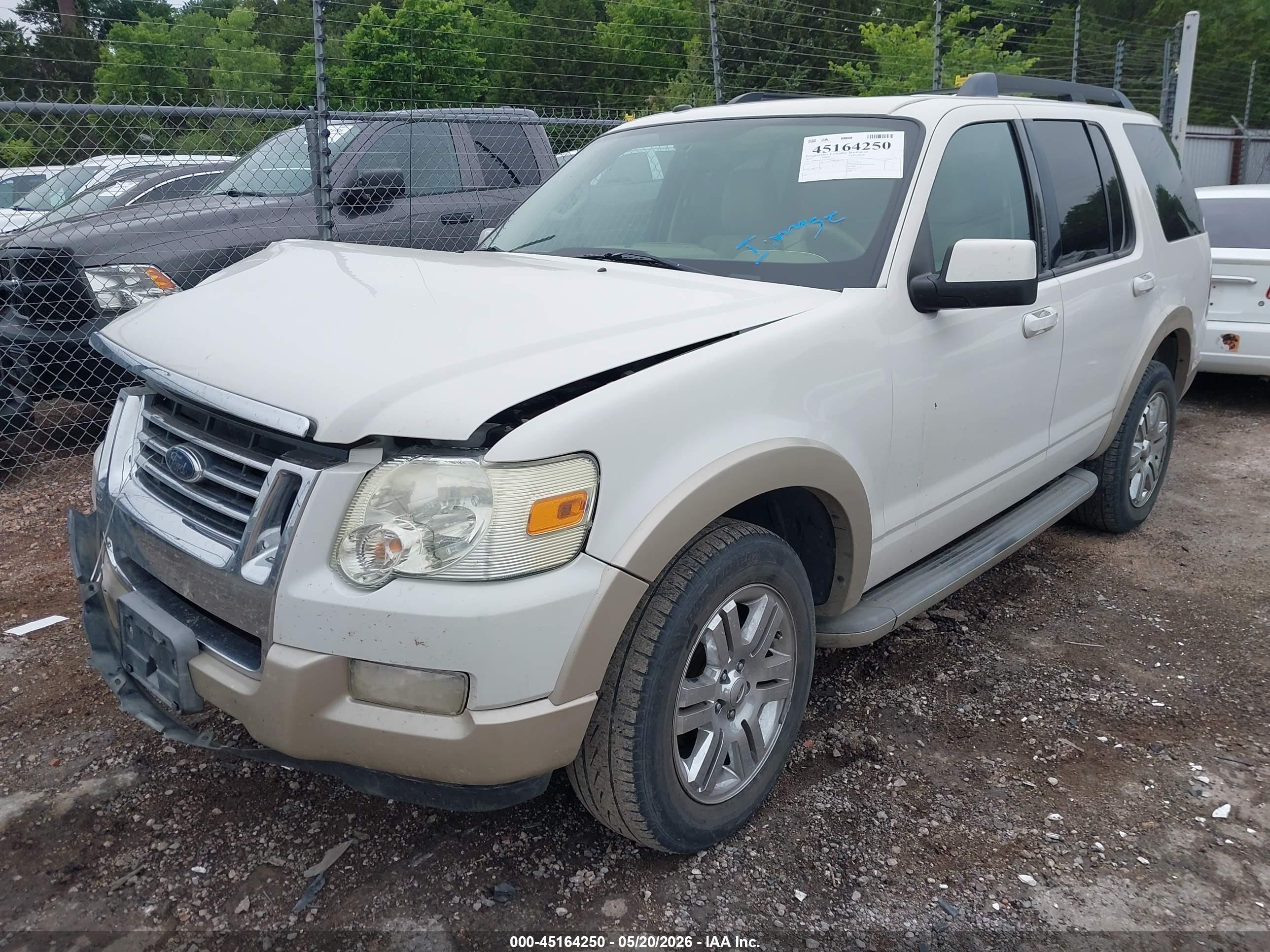 2010 Ford Explorer Eddie Bauer White vin: 1FMEU6EE5AUA90141