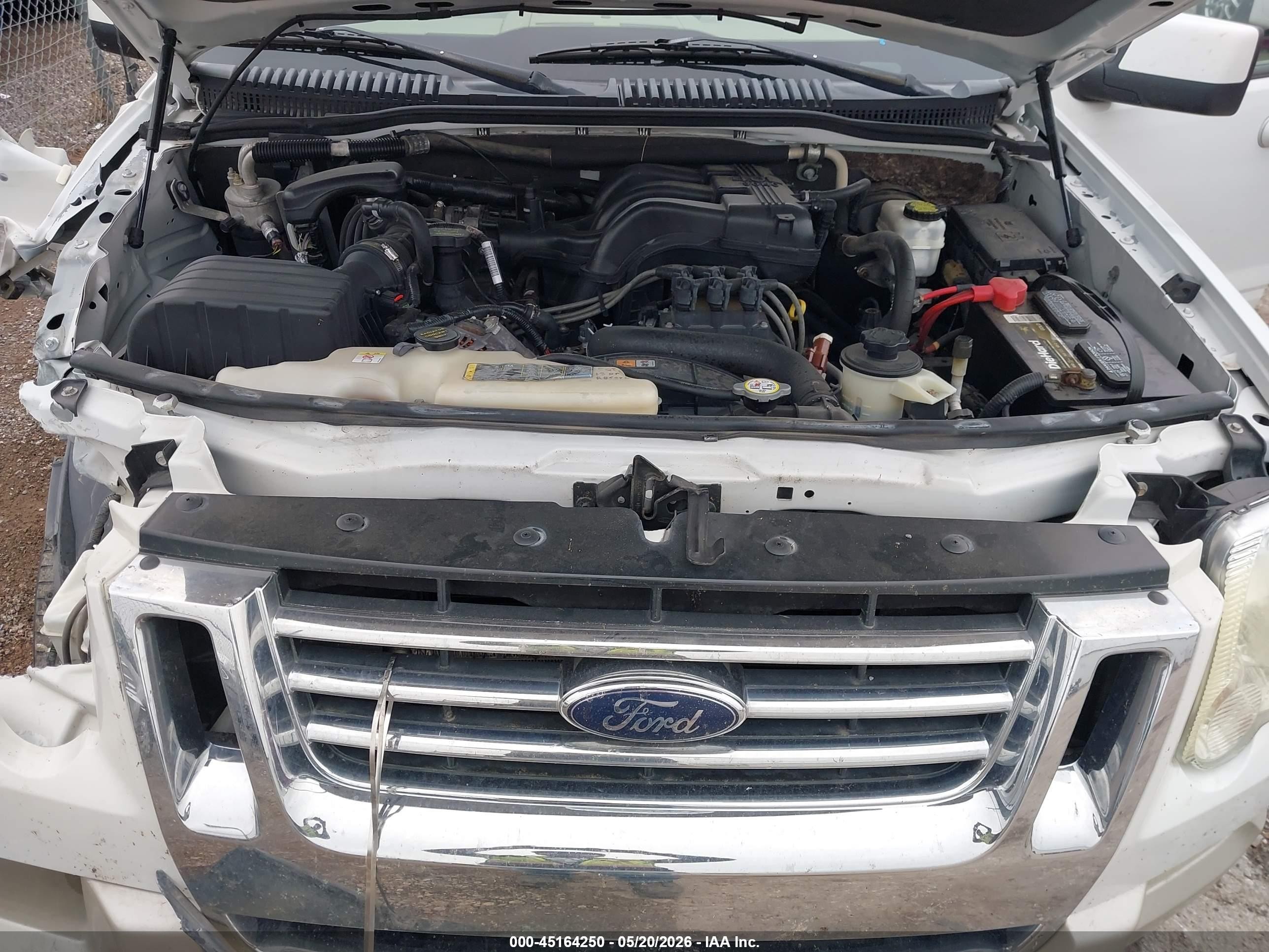 2010 Ford Explorer Eddie Bauer White vin: 1FMEU6EE5AUA90141