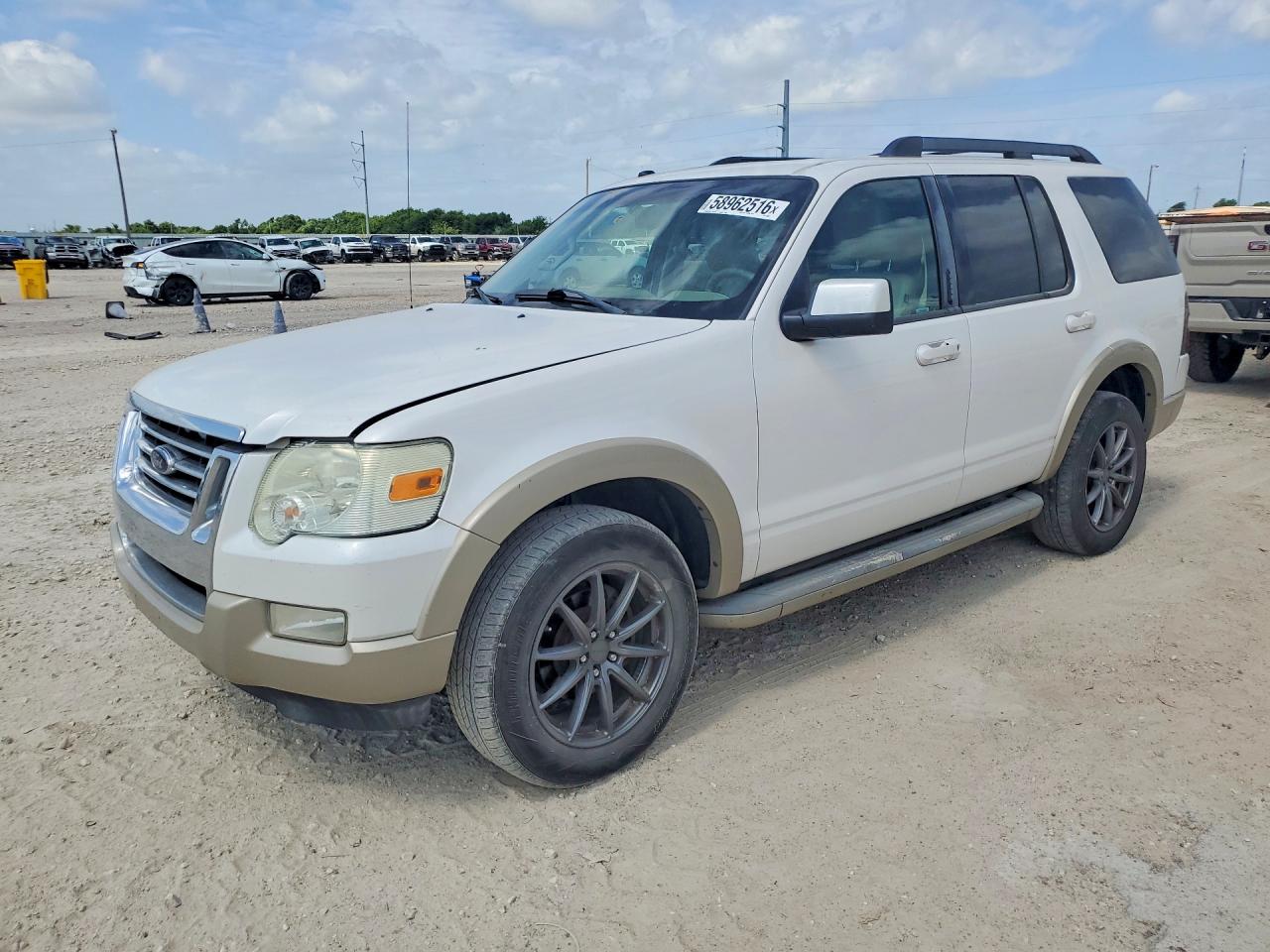 2010 Ford Explorer Eddie Bauer White vin: 1FMEU6EE7AUA90027