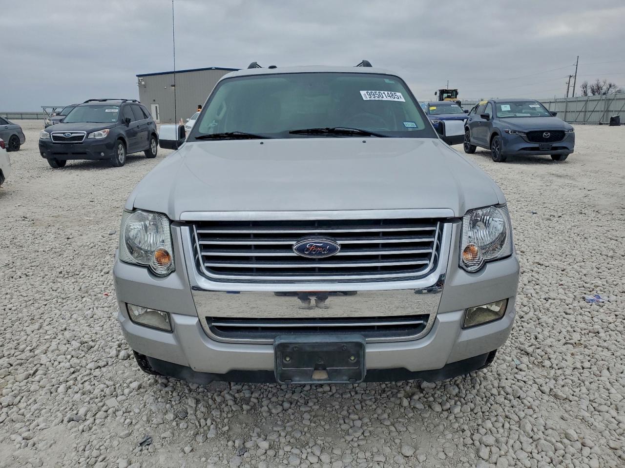 2010 Ford Explorer Limited Silver vin: 1FMEU6FE1AUB16071
