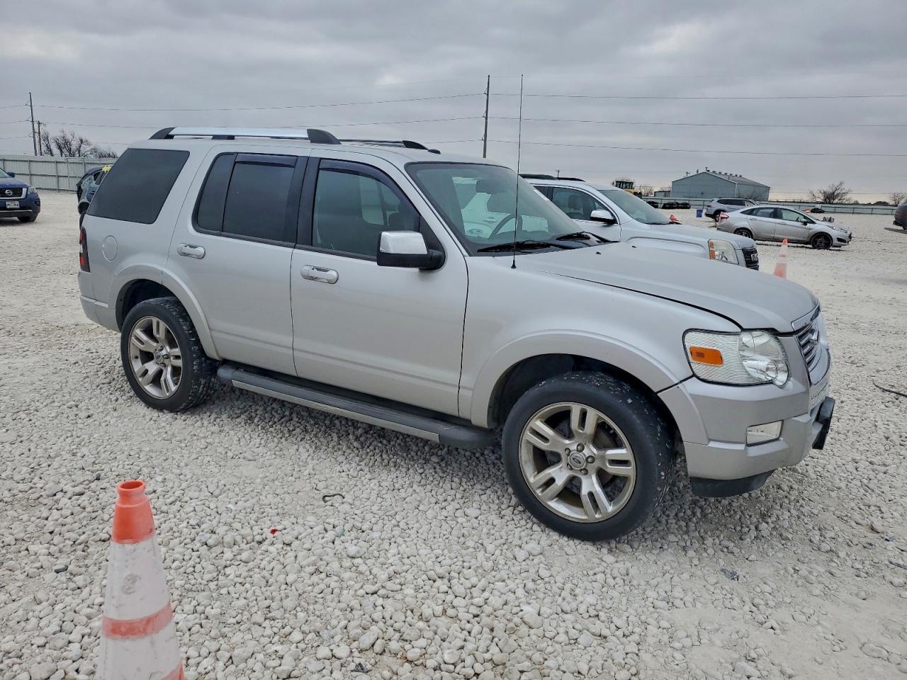 2010 Ford Explorer Limited Silver vin: 1FMEU6FE1AUB16071