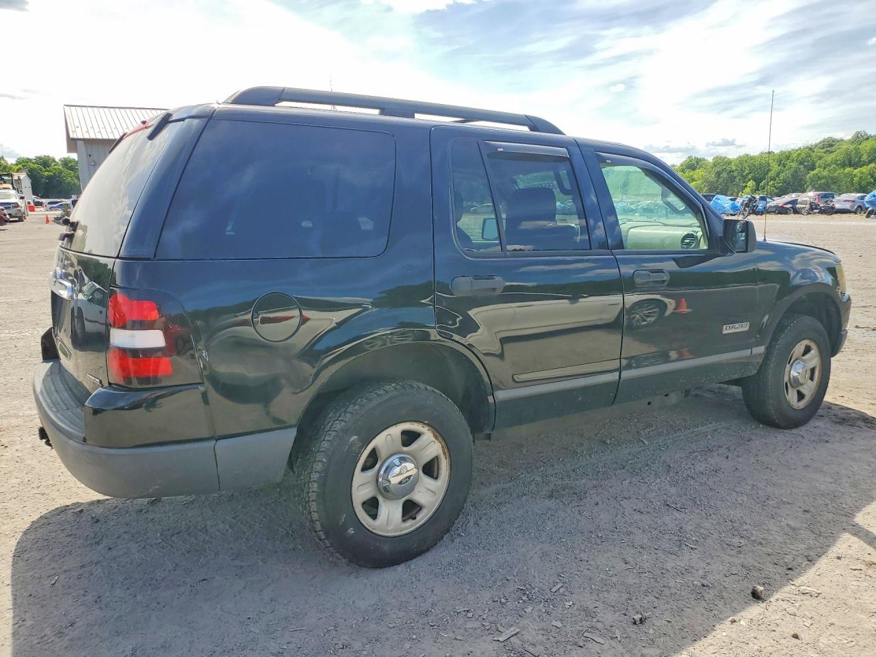 2006 Ford Explorer Xls Black vin: 1FMEU72E16UB40924