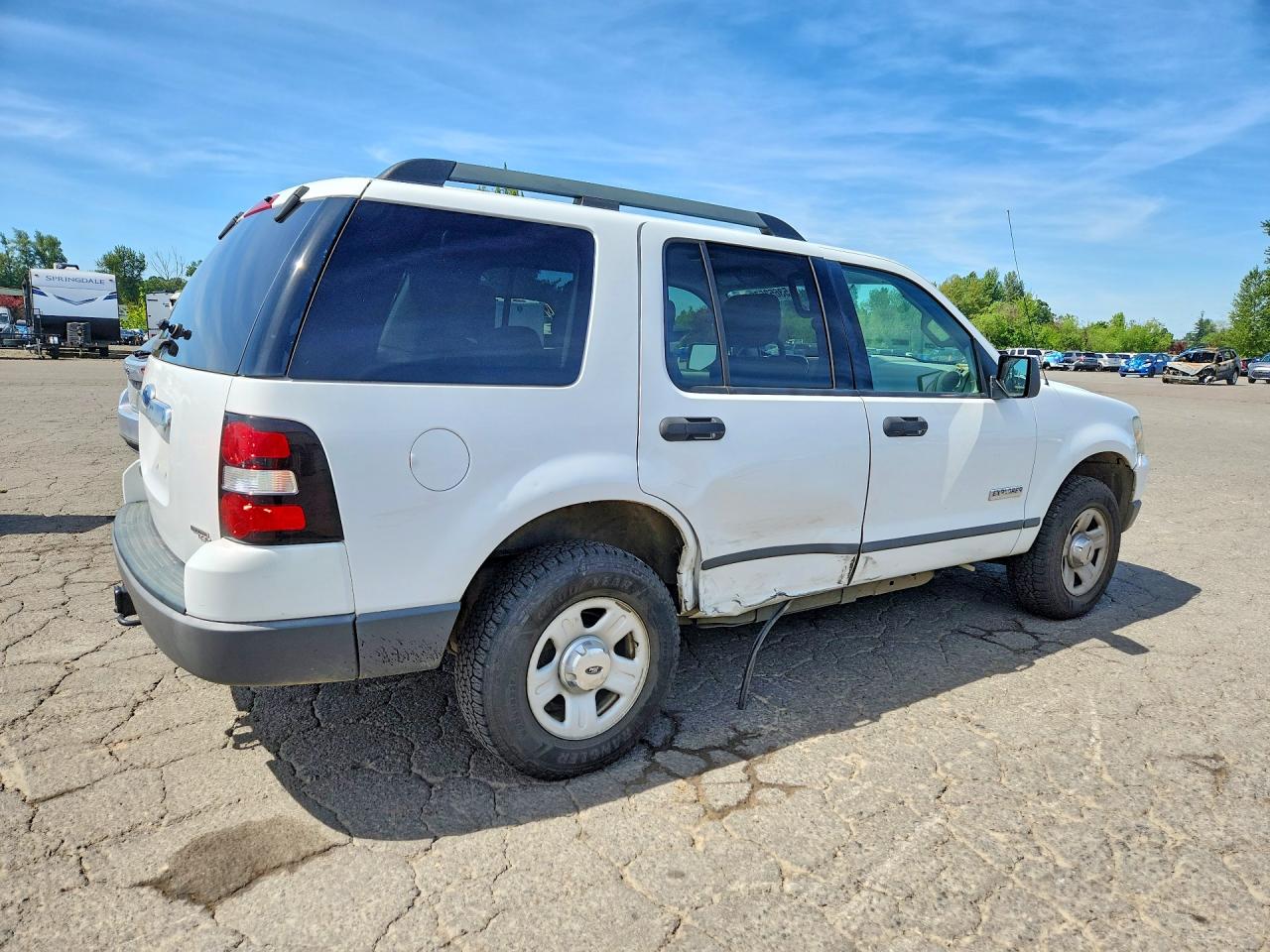 2006 Ford Explorer Xls White vin: 1FMEU72E16UB74636