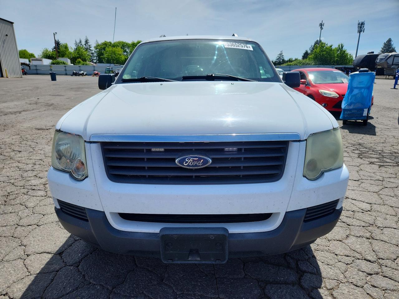2006 Ford Explorer Xls White vin: 1FMEU72E16UB74636