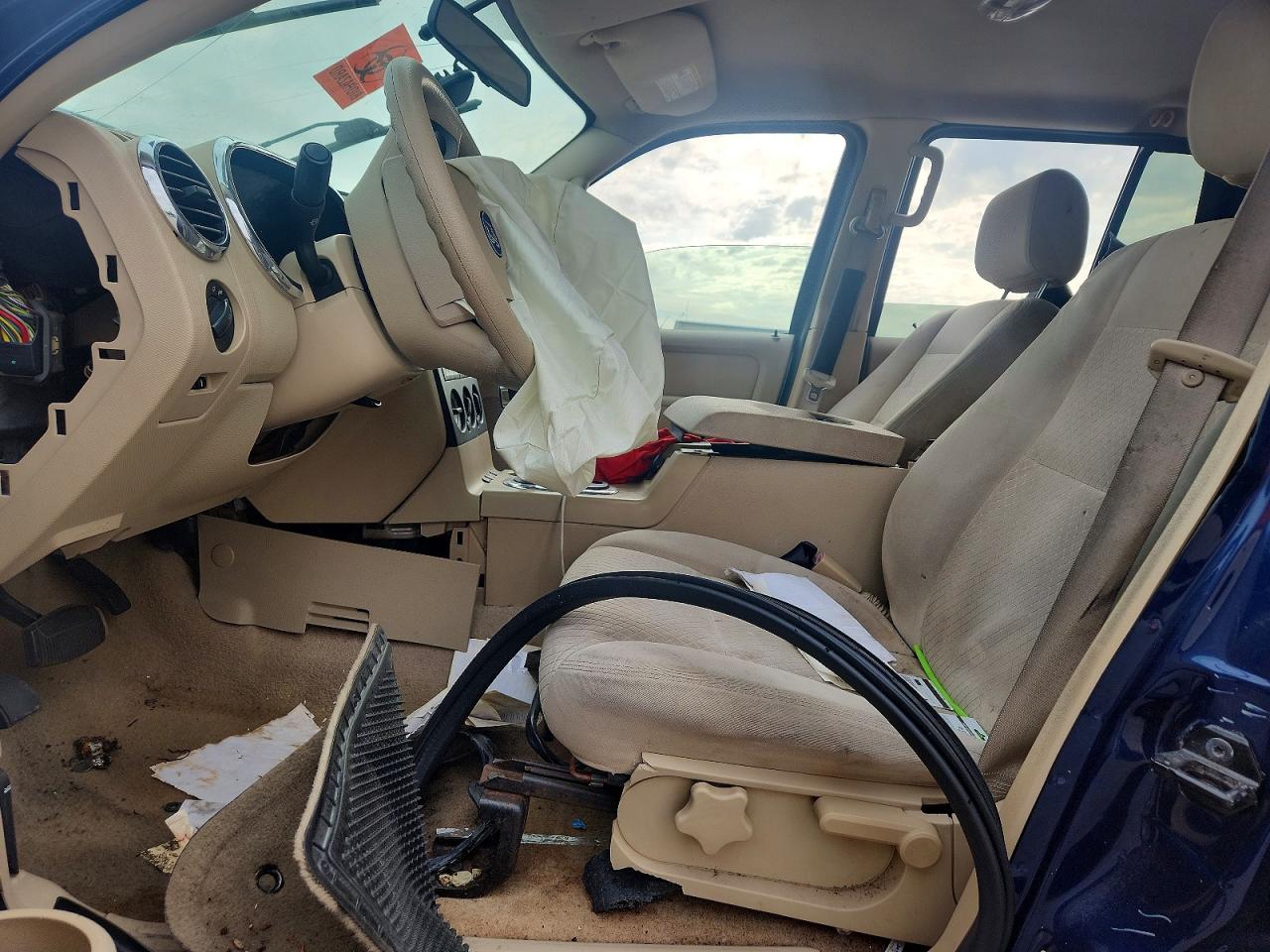 2006 Ford Explorer Xls Blue vin: 1FMEU72E96UB03300