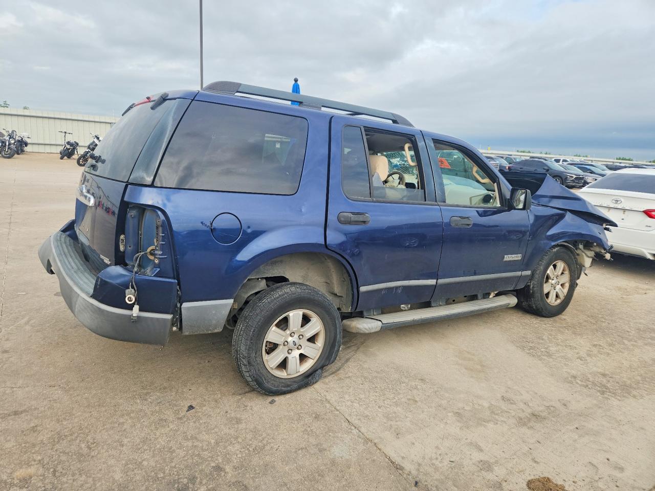 2006 Ford Explorer Xls Blue vin: 1FMEU72E96UB03300