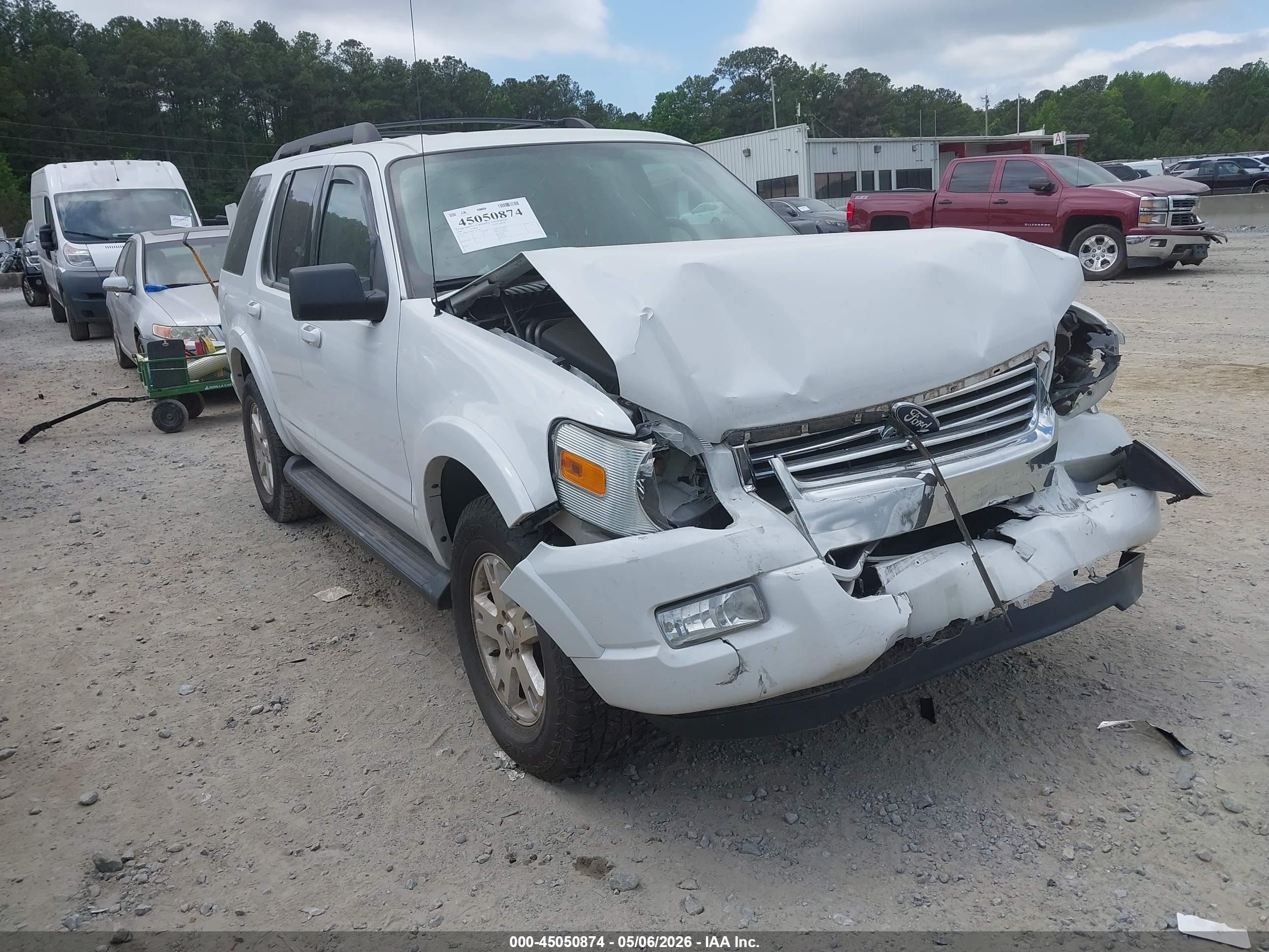 2009 Ford Explorer Xlt White vin: 1FMEU73809UA13997